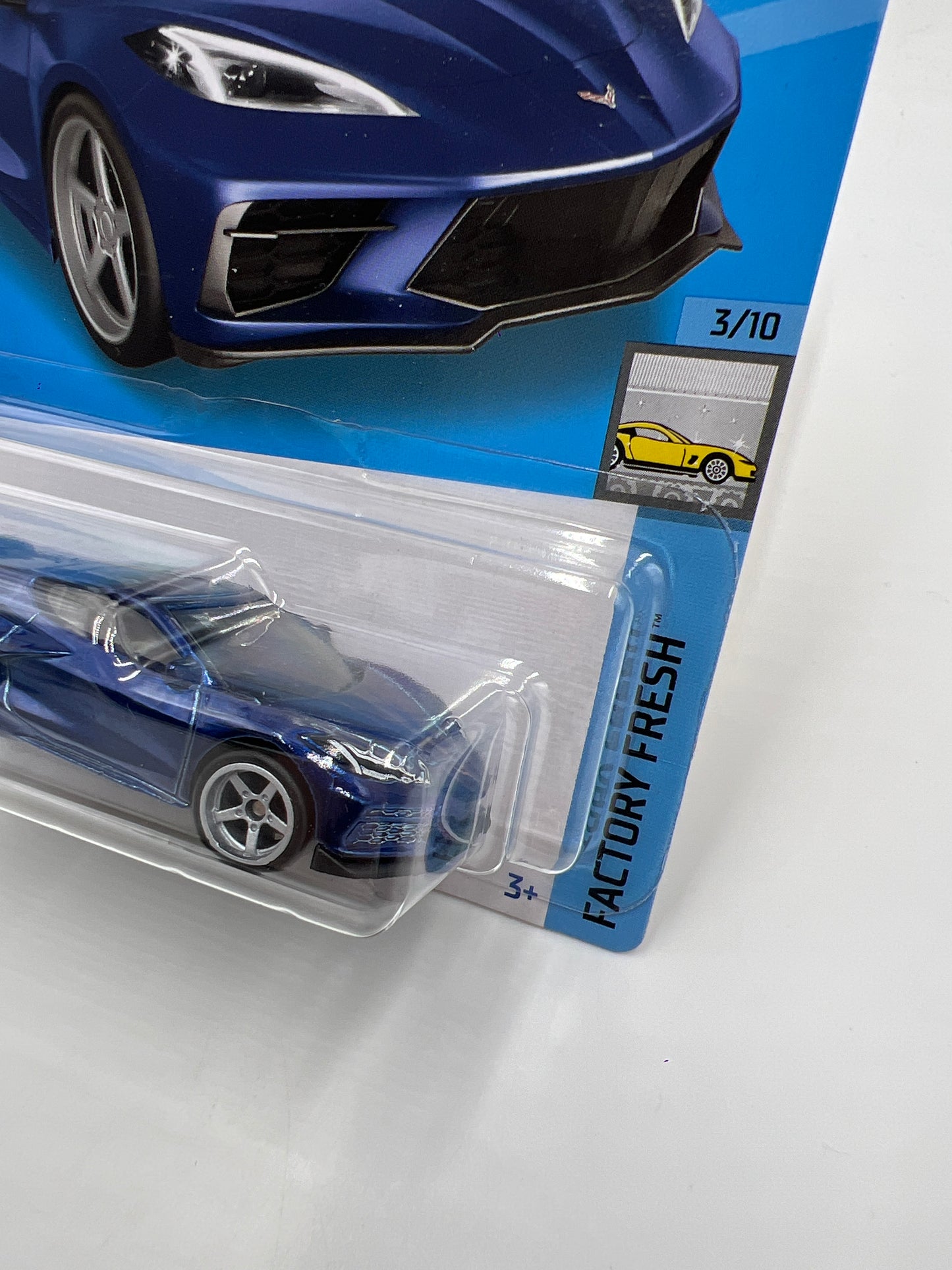 2022 Hot Wheels Super Treasure Hunt #106 2020 Corvette Blue W/Protector