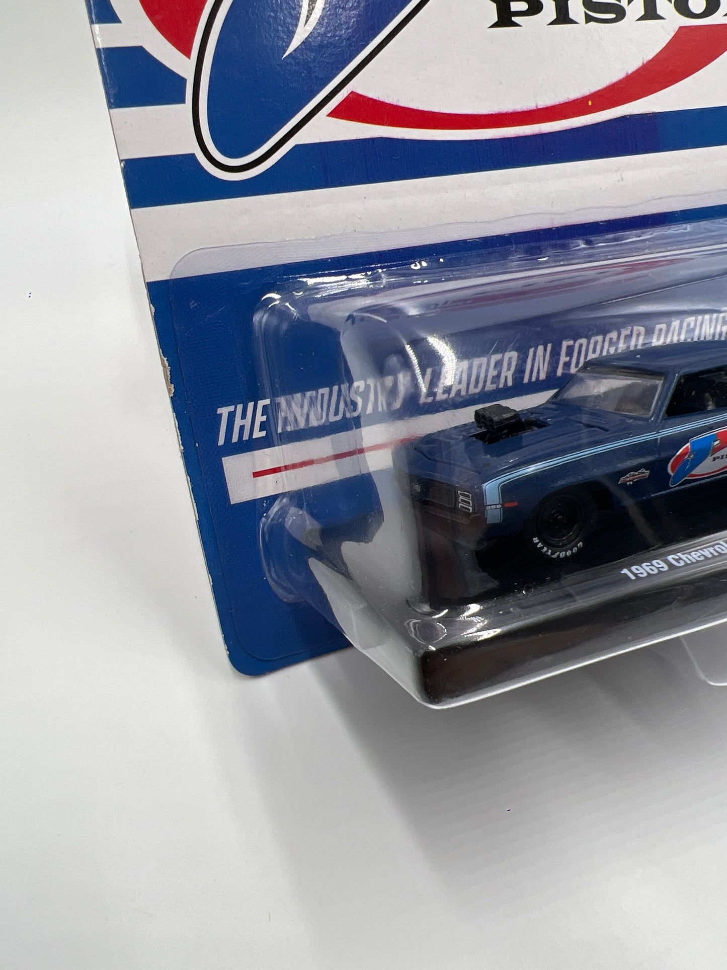 M2 Machines Auto-Drivers 1969 Chevrolet Camaro SS/RS Blue JE Pistons R94 192D