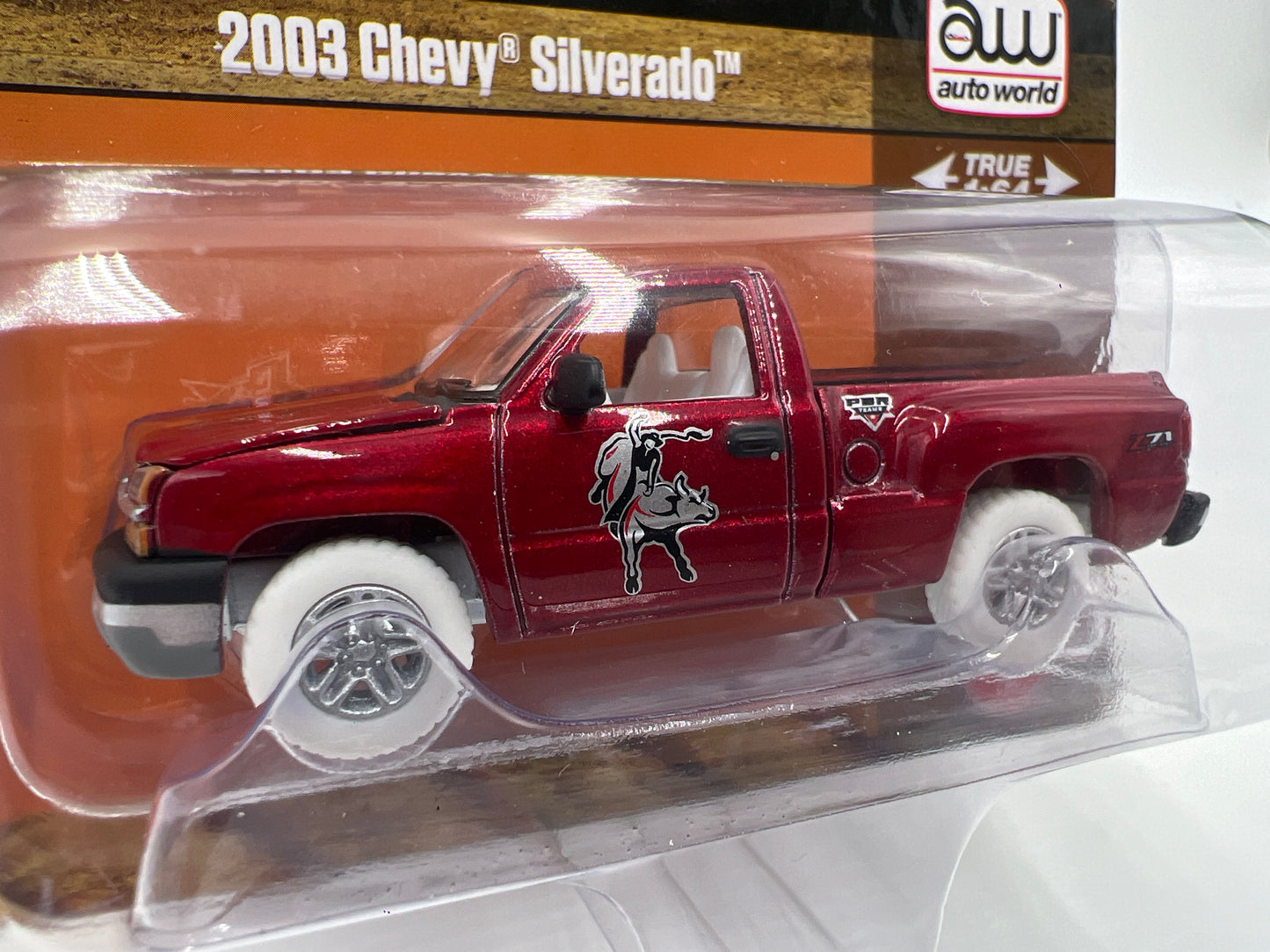 Auto World CHASE Big Country Collectibles PBR #1 2003 Chevy Silverado Cateye Ultra Red W/Protector