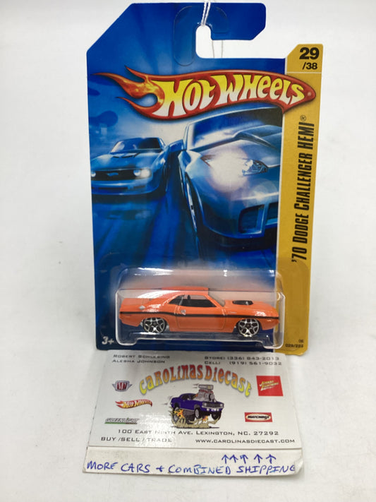 2007 Hot Wheels #029 Orange 70 Dodge Challenger Hemi 42D