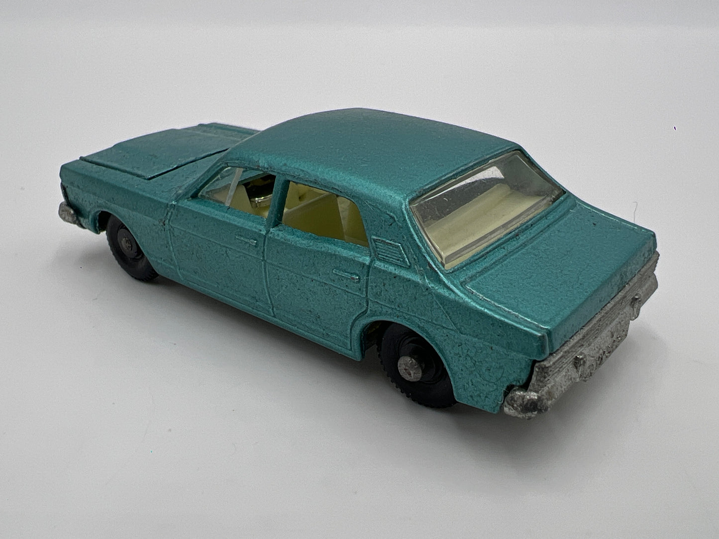 Matchbox Lesney 1/64 Series No 53 Ford Zodiac MK IV Light Blue Loose