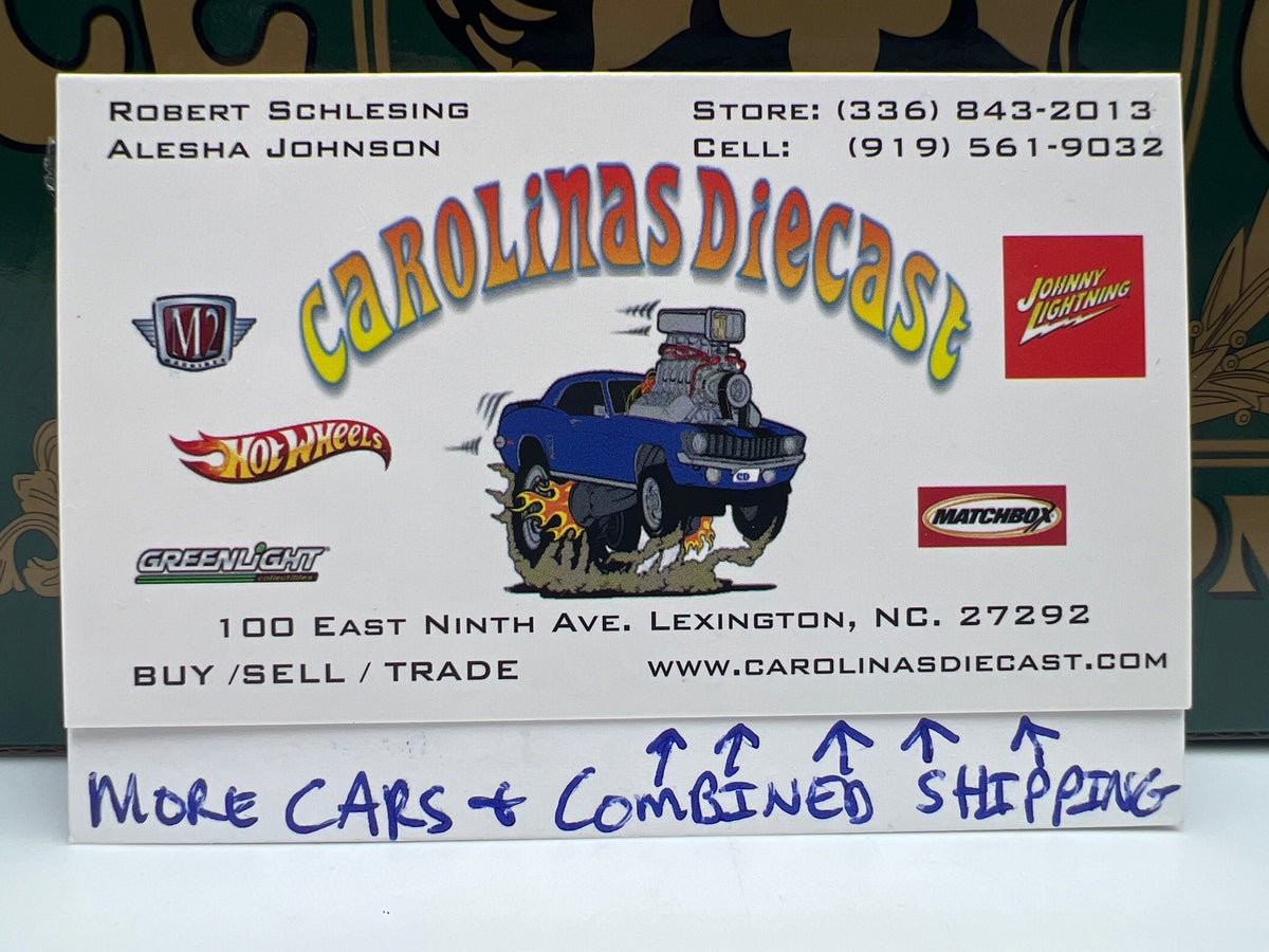 M2 Machines 1/24 Scale S47 Rock Legends Alice Cooper 1990 Chevrolet C1500 Silverado