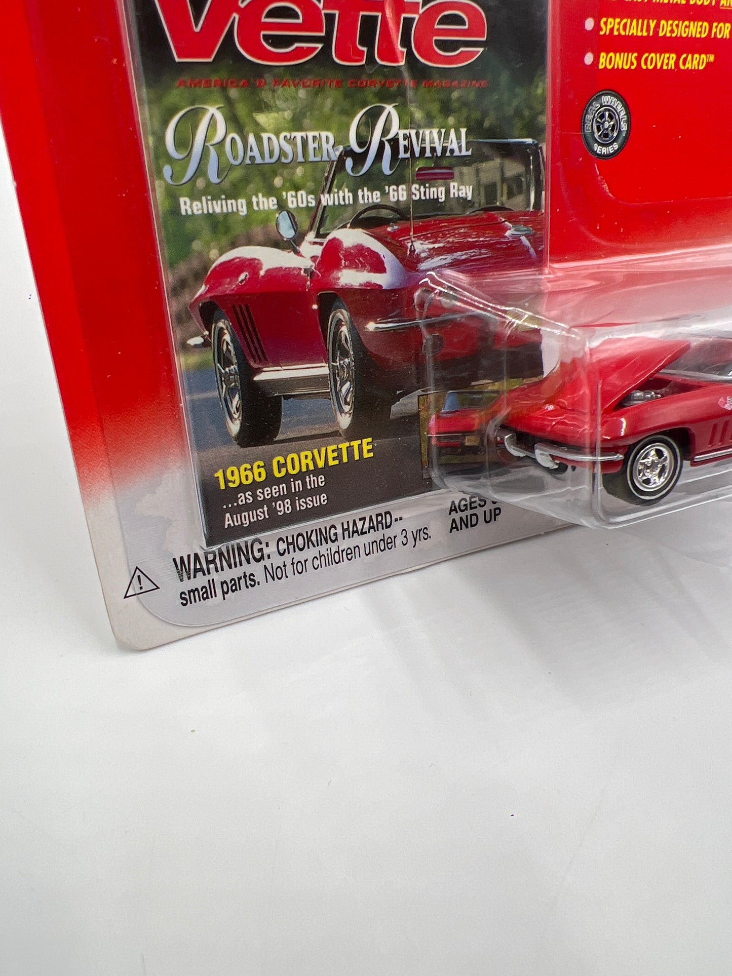 Johnny Lightning Vette 1966 Corvette Red 219E