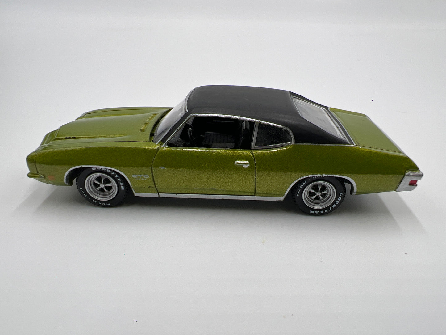 Greenlight Route 66 U.S.A Collector Pack 1971 Pontiac GTO Green Loose