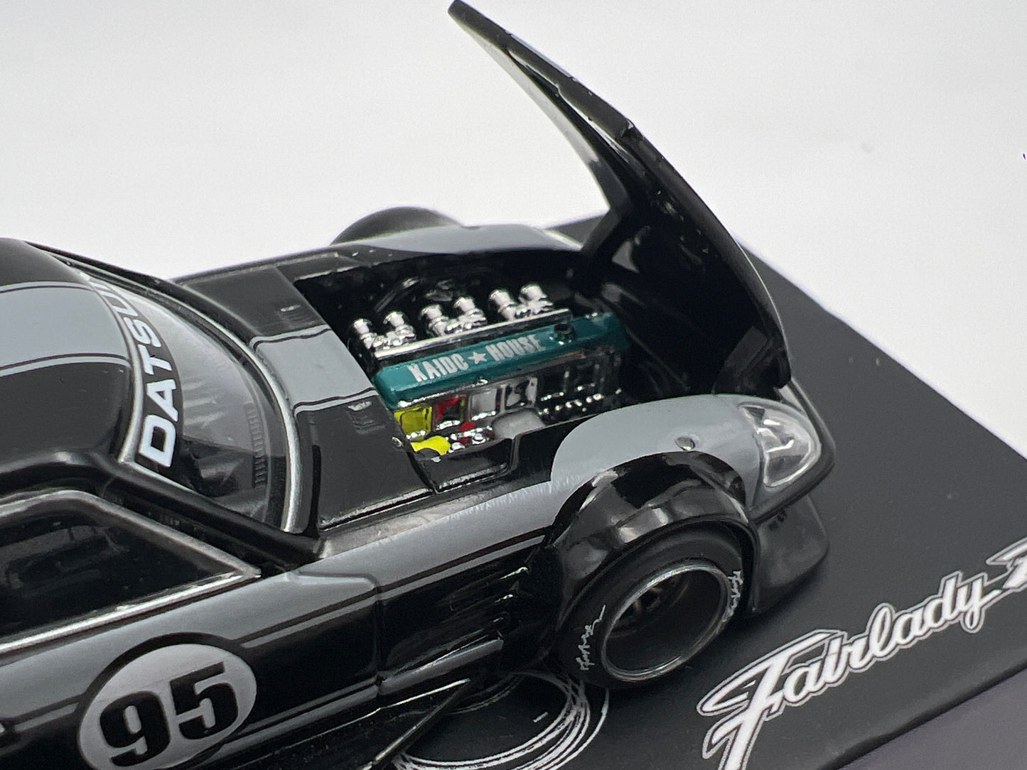 Mini GT x Kaido House #079 Nissan Fairlady Z Kaido GT 95 Drifter