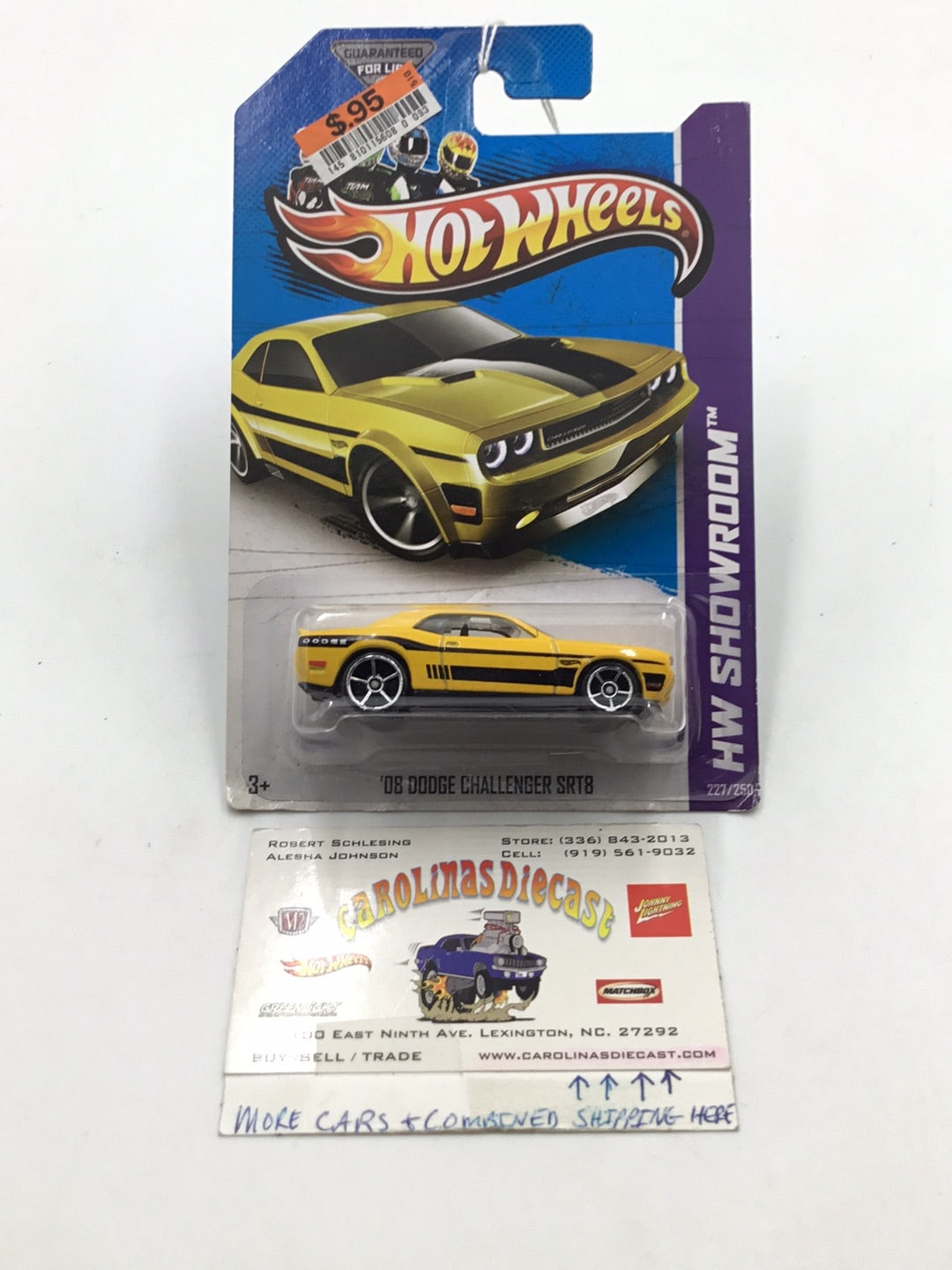 2013 Hot wheels #227 2008 Dodge Challenger SRT8 S1