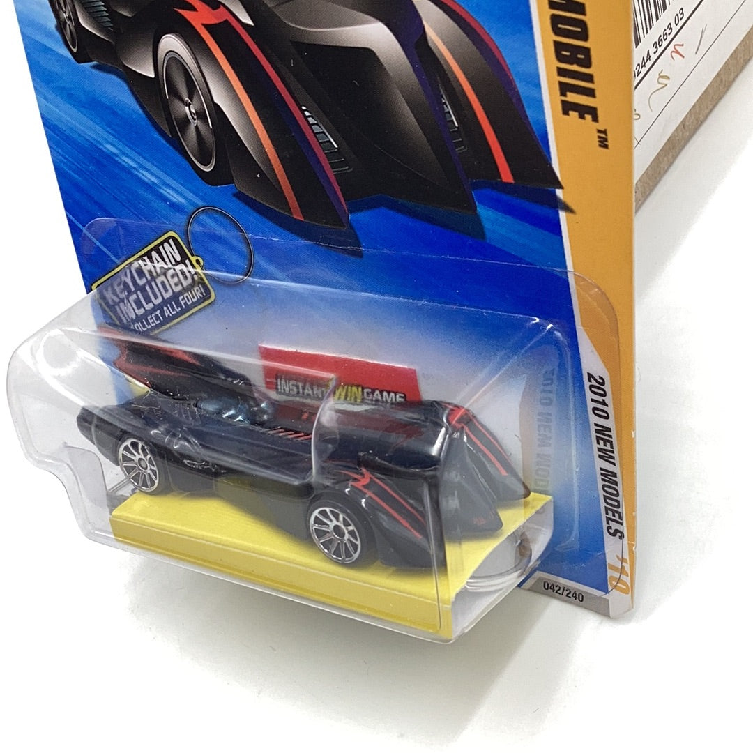 2010 hot wheels #42 Batmobile keys to speed card back W/ Bone Shaker Keychain