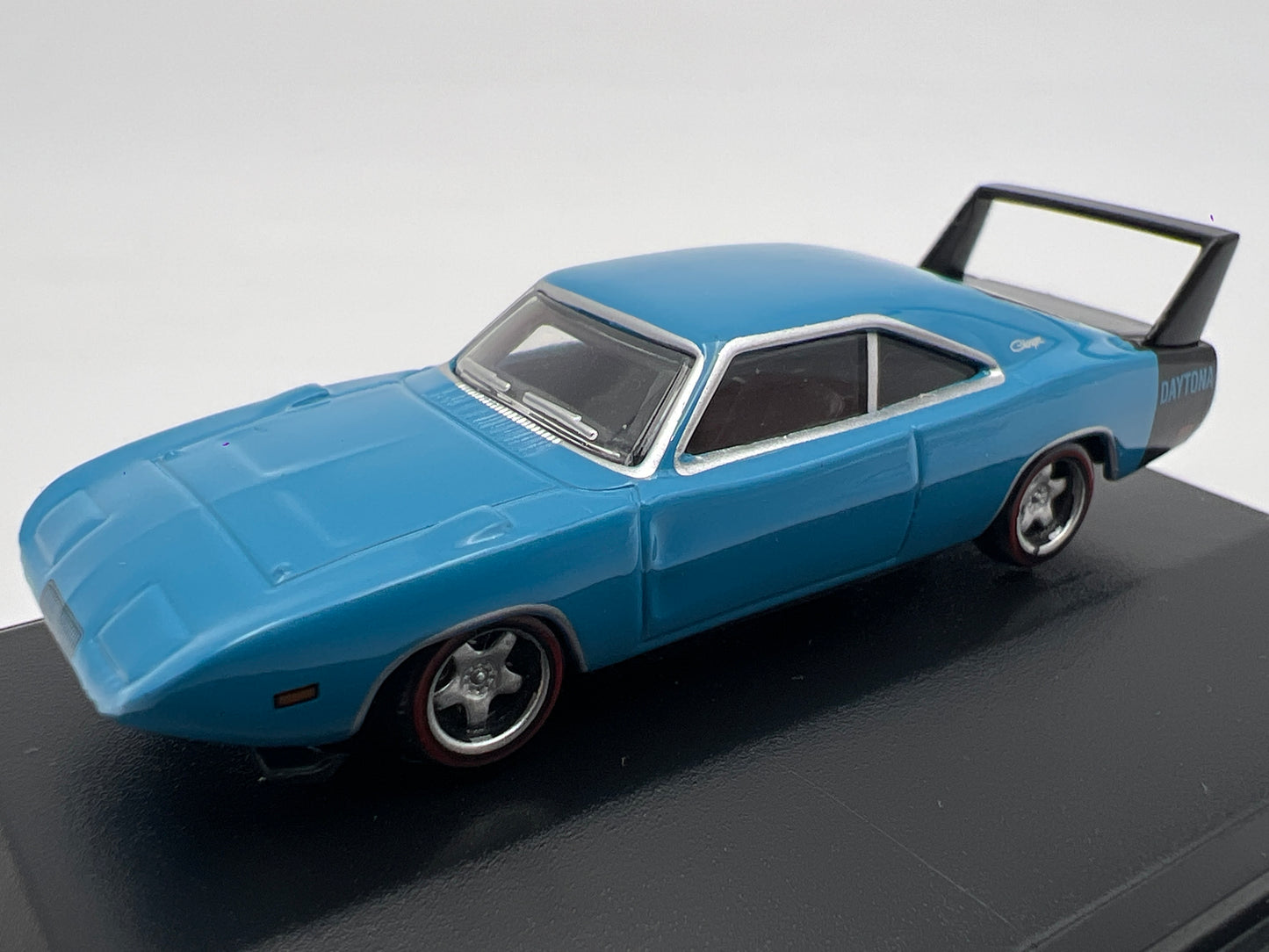 Oxford Auto Company 1/87 HO Scale Dodge Charger Daytona 1969 Blue