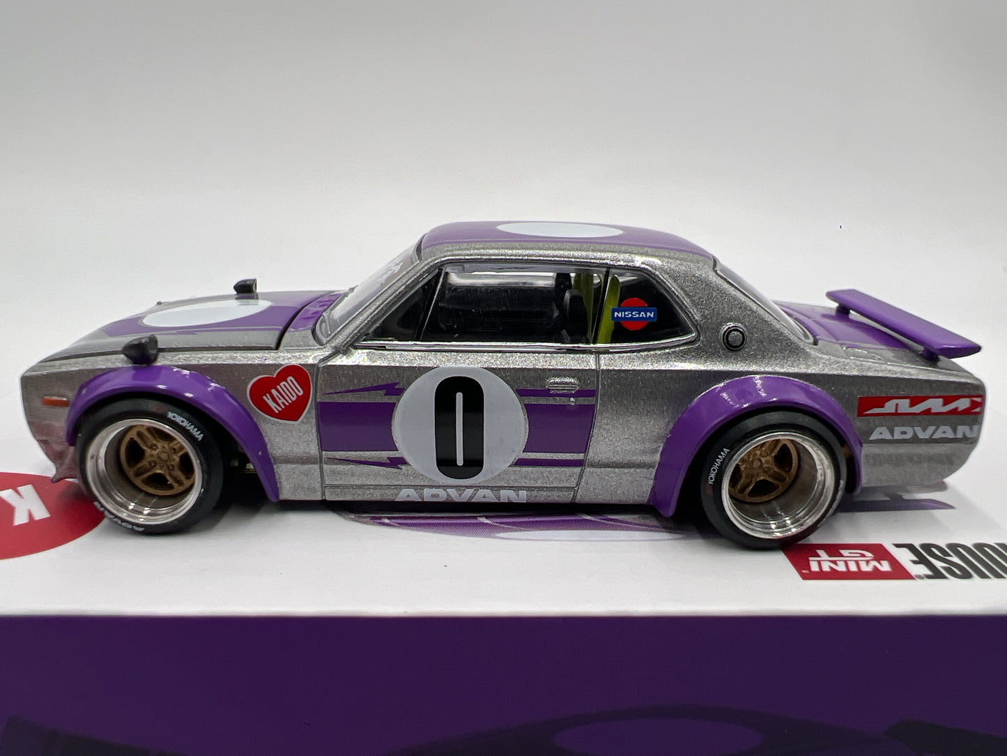 Mini GT Kaido House #165 Nissan Skyline 2000GT-R Kaido Works V1 Silver/Purple