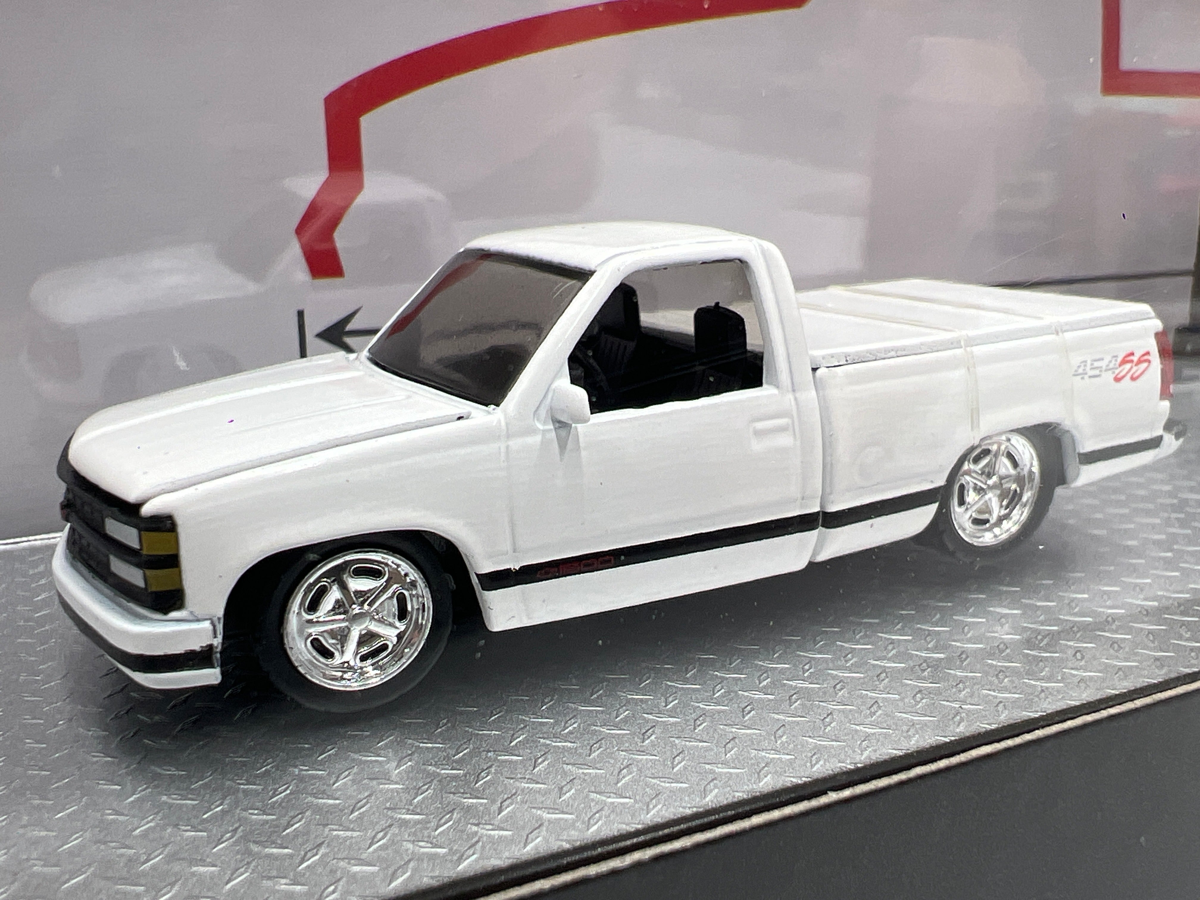 M2 Machines Haulers R95 1995 Chevrolet S10 Custom & 1993 C1500 SS