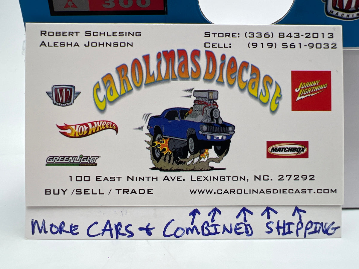 M2 Machines R111 1972 Dodge D-300 Tow Truck Blue/White