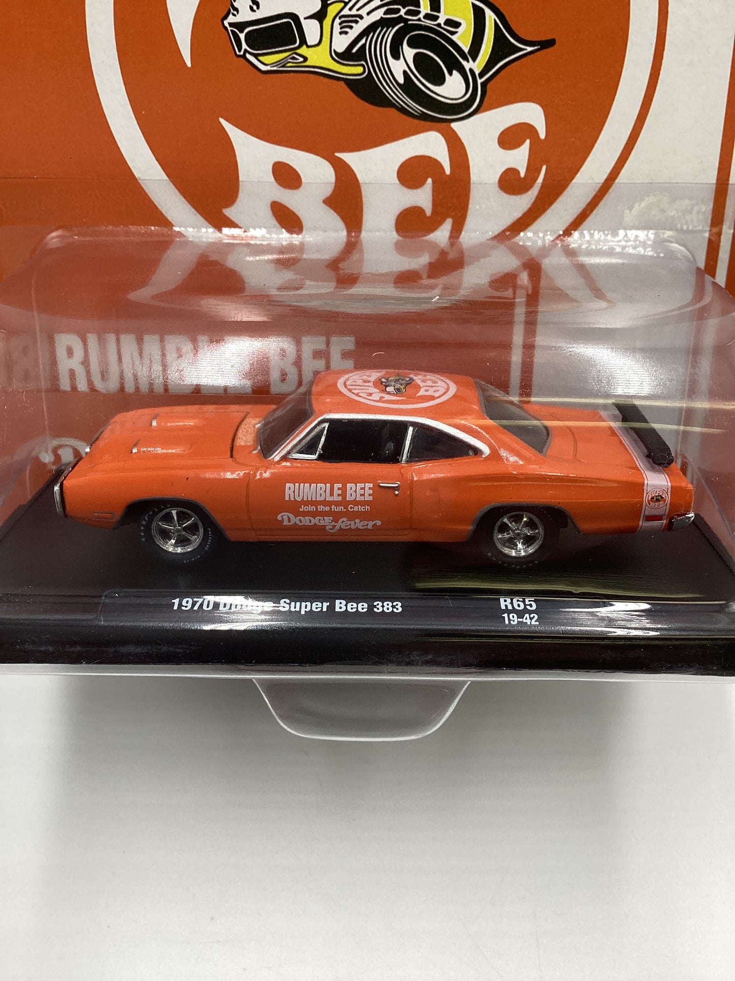 M2 Machines Auto Drivers Superbee 1970 Dodge Super Bee 383 R66 Orange 195E