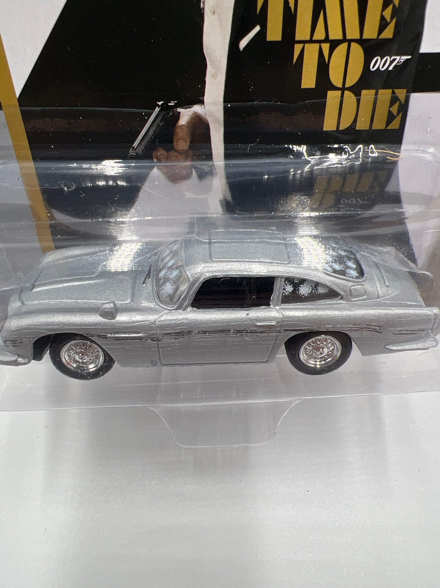 Johnny Lightning Pop Culture 007 No Time To Die Release 2 #6 Aston Martin DBS Silver 232D