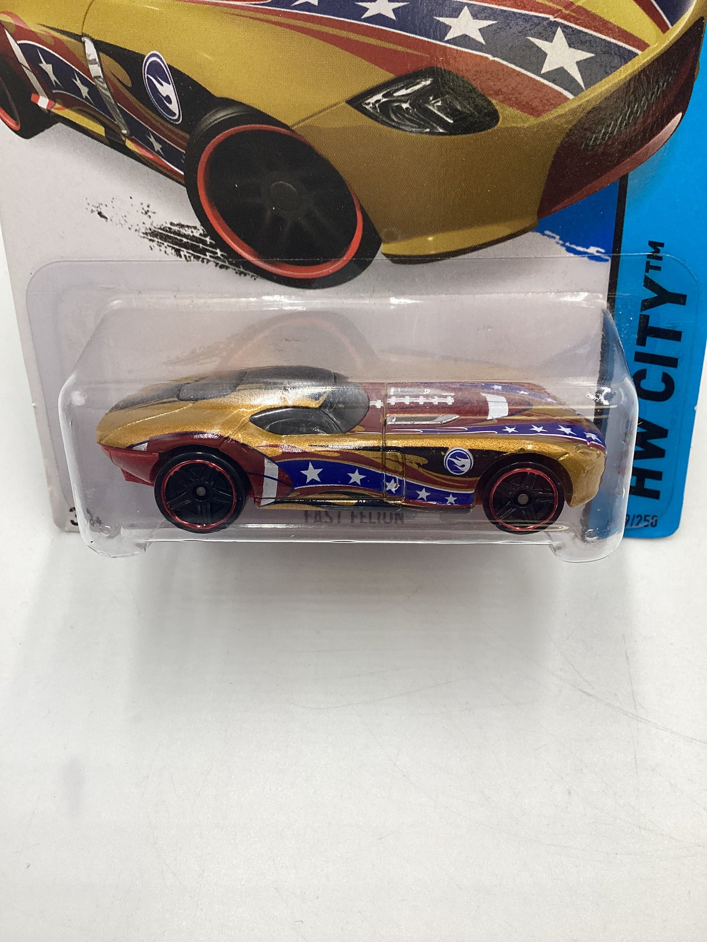 2015 Hot Wheels Treasure Hunt #69 Fast Felion Gold Factory Sealed