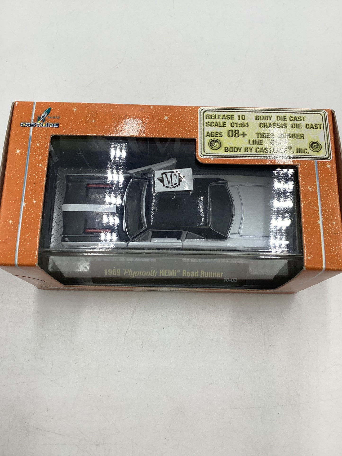 M2 Machines Detriot Muscle 10-03 1969 Plymouth Hemi Road Runner White