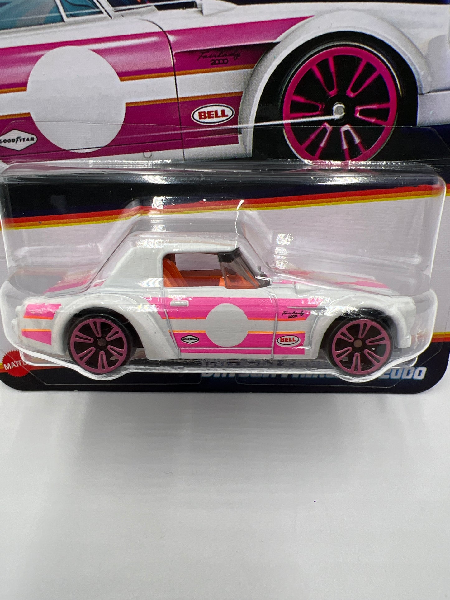 2025 Hot Wheels Neon Speeders #5 Datsun Fairlady 2000 White 157C