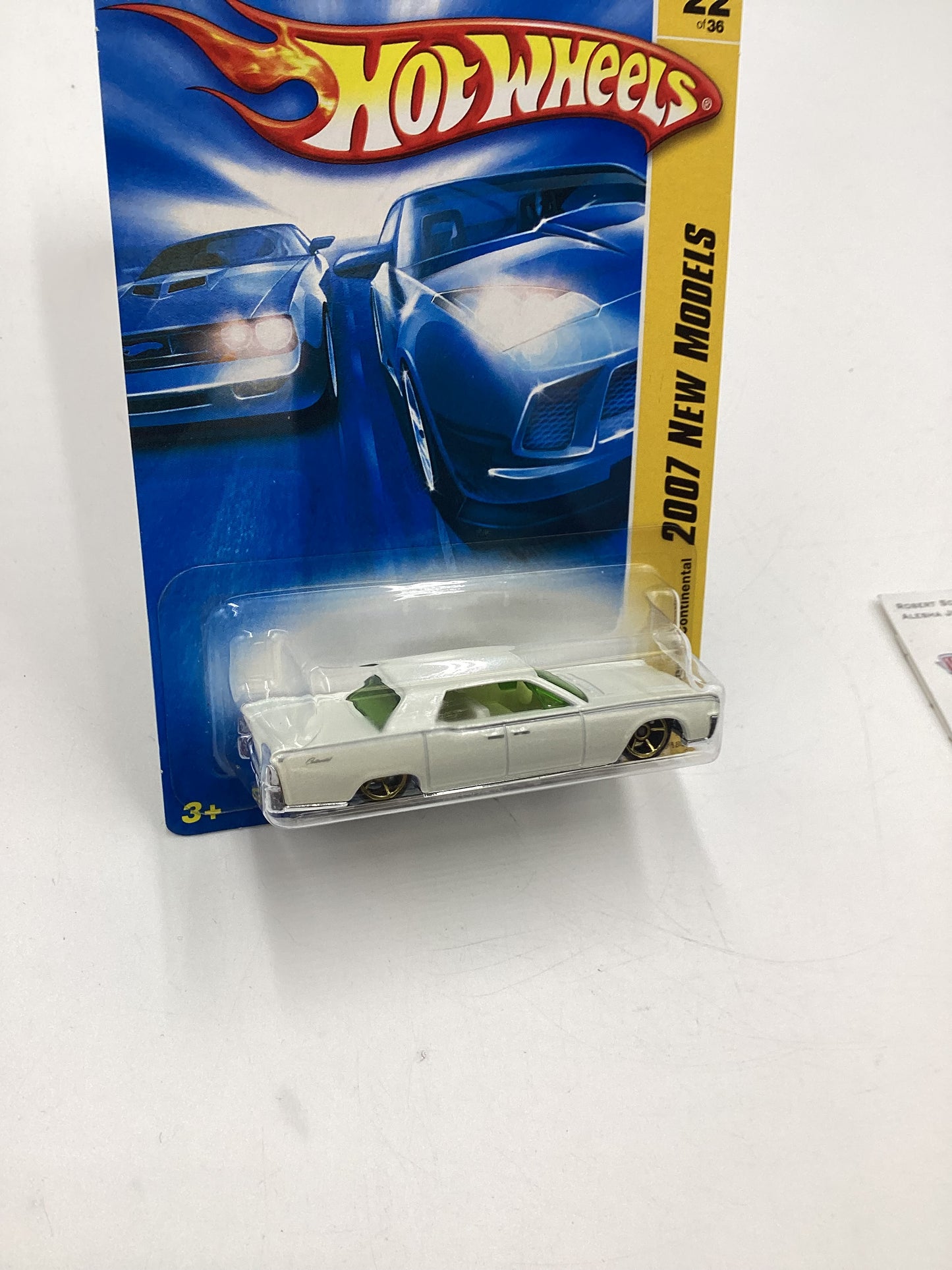 2007 Hot Wheels New Models #22 64 Lincoln Continental White 59E