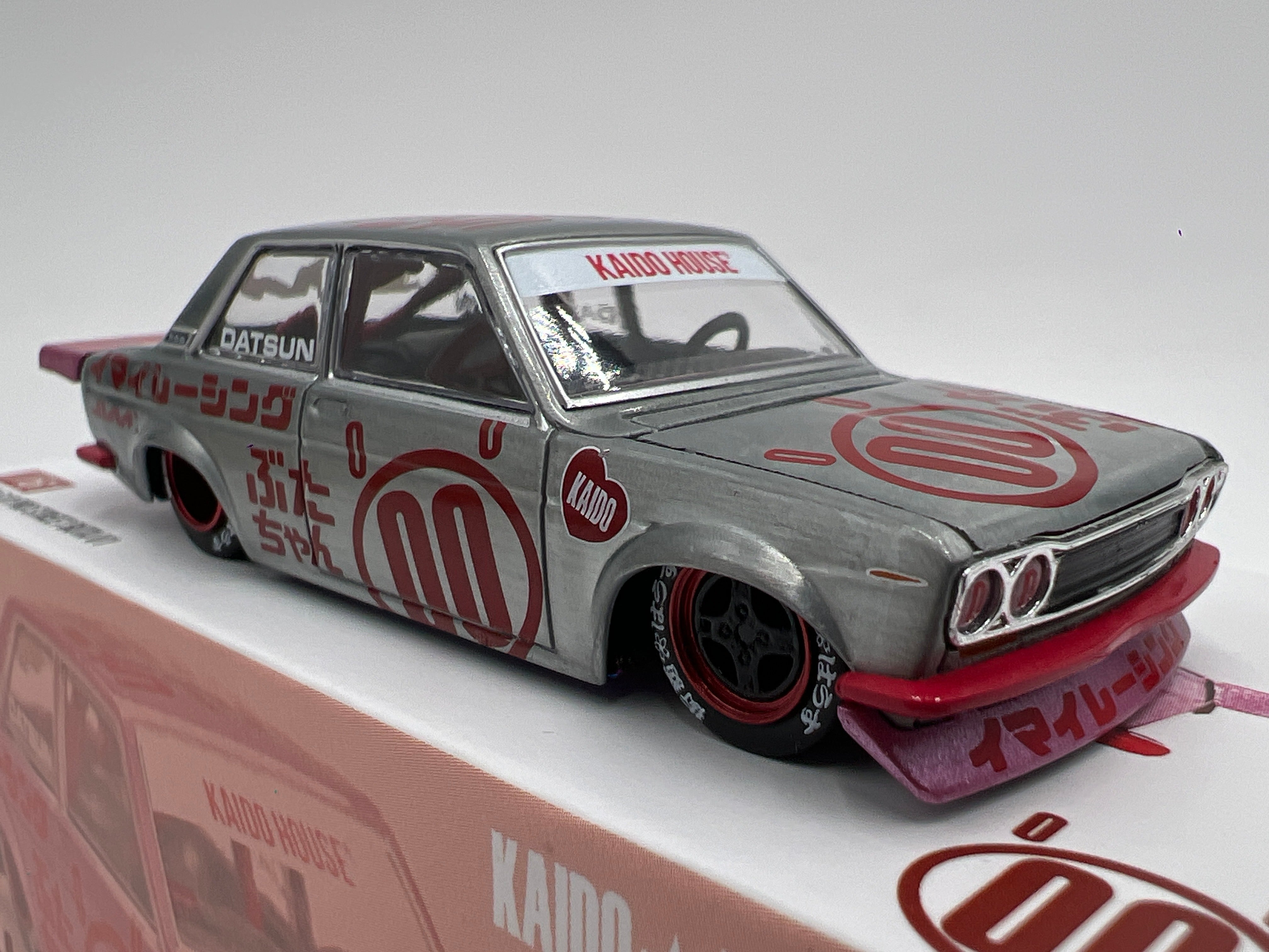 Mini GT Kaido House #161 CHASE Datsun 510 Pro Street Buta V1