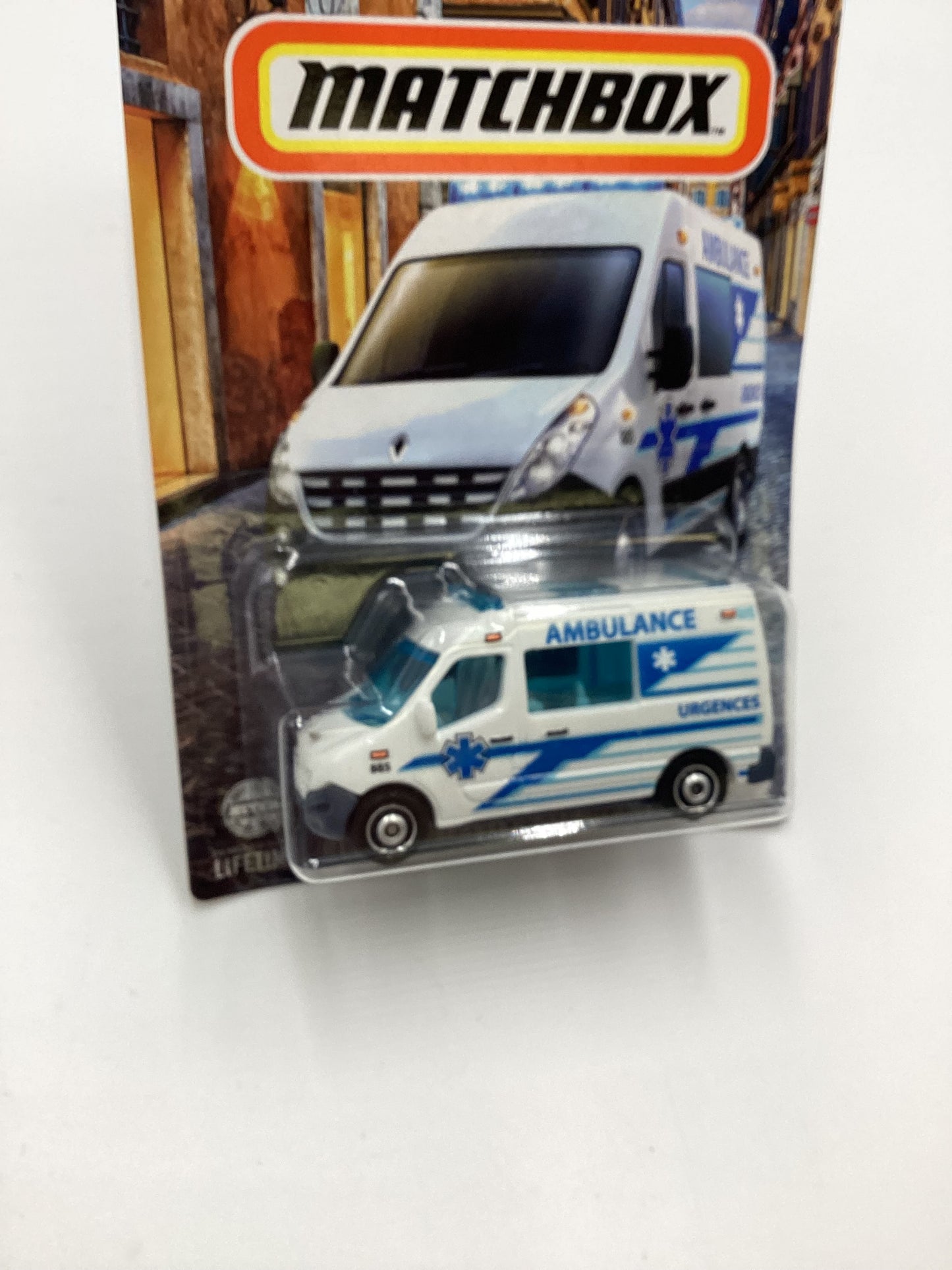 2024 Matchbox European Streets #19 Renault Master Ambulance White 165G