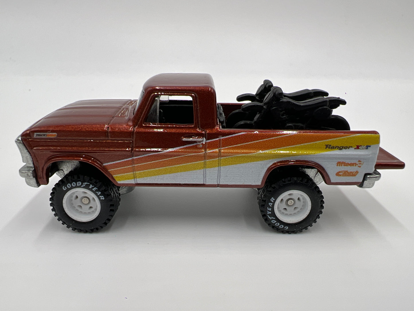 Hot Wheels 1/64 Premium Diorama Set Texas Drive Em Brown Loose