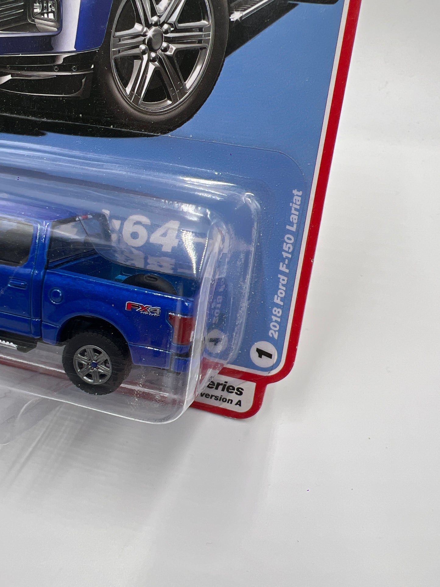 Auto World Muscle Trucks Release 4 Version A 2018 Ford F-150 Lariat Blue 183C