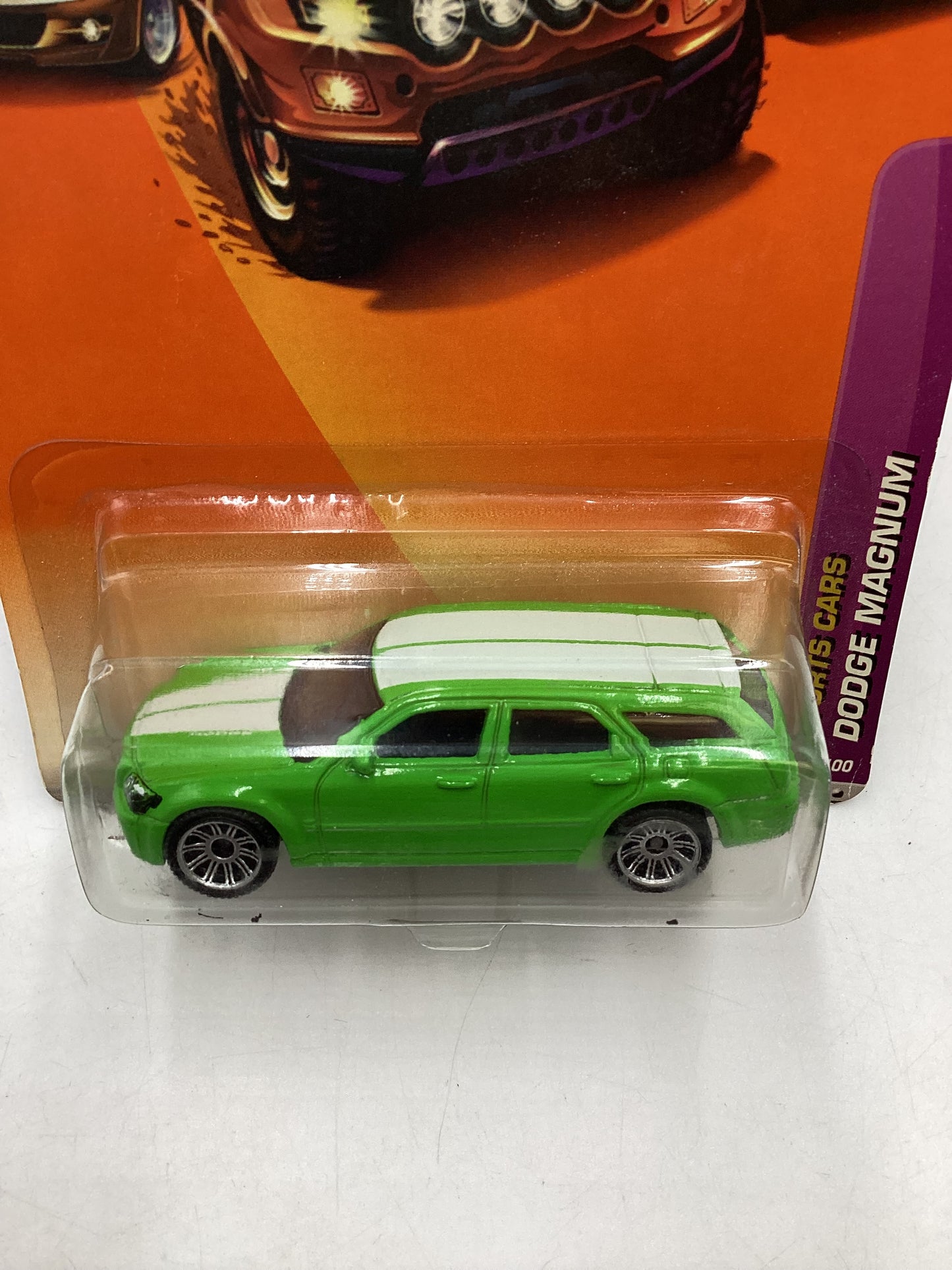 Matchbox Sports Cars #9 Dodge Magnum Green 208B