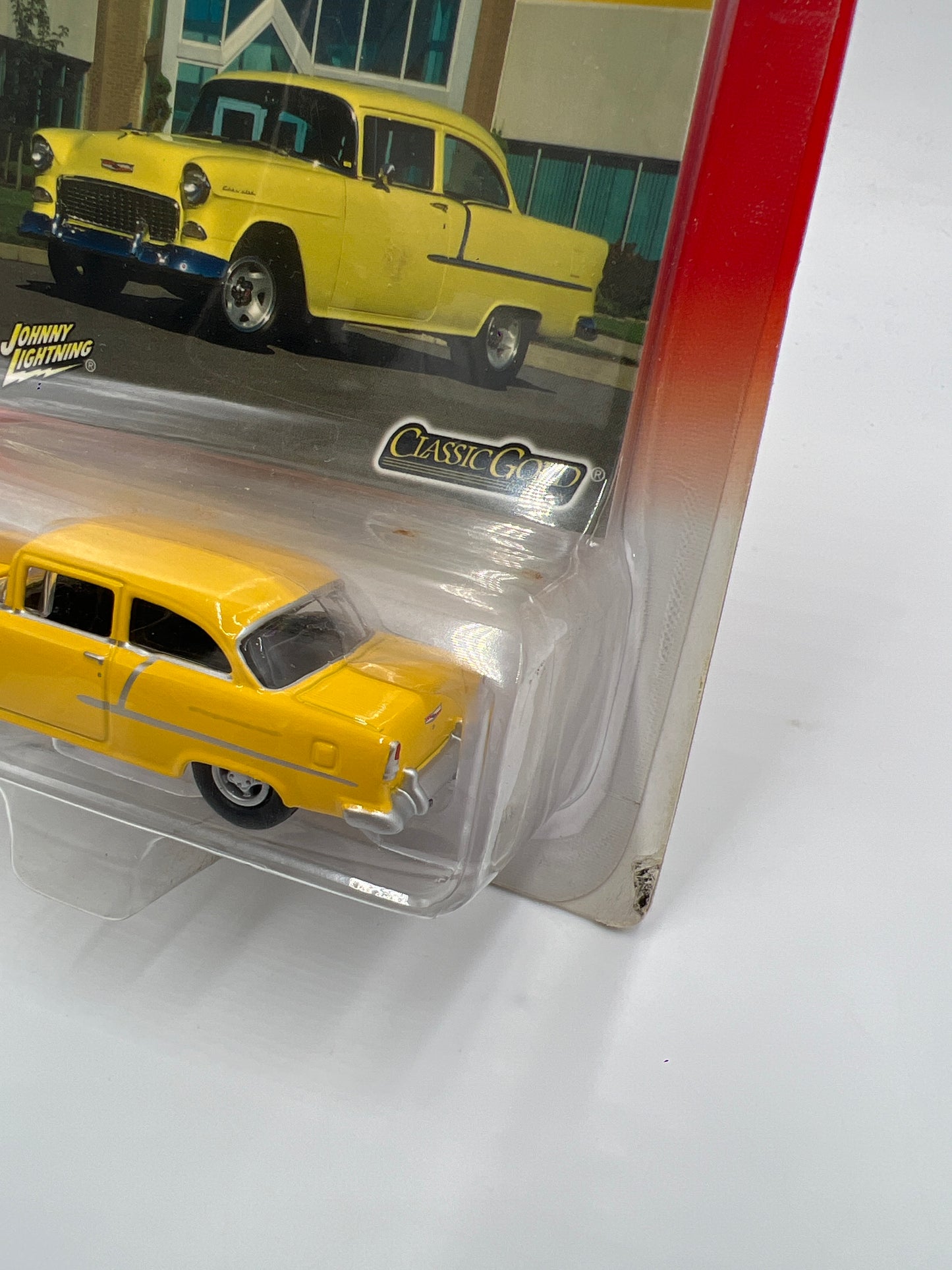 Johnny Lightning Classic Gold Collection 1955 Chevy 2-Door Sedan Yellow 222F