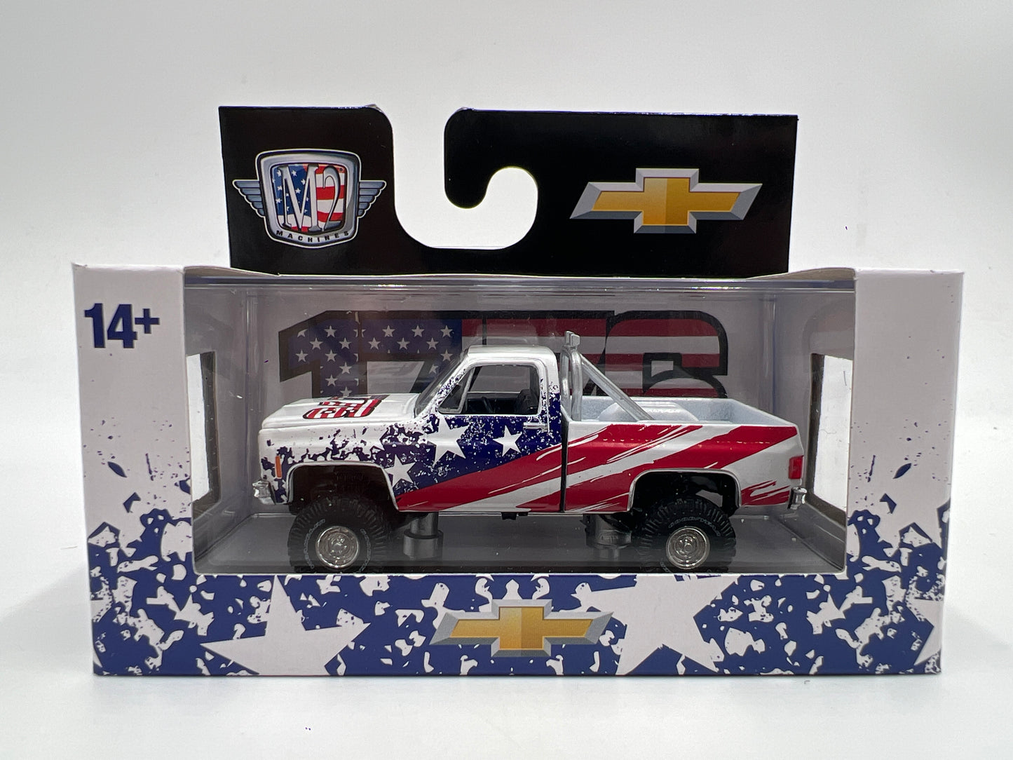 M2 Machines Walmart Exclusive 1973 Chevrolet Cheyenne 10 Super 10 4x4 WMTS20