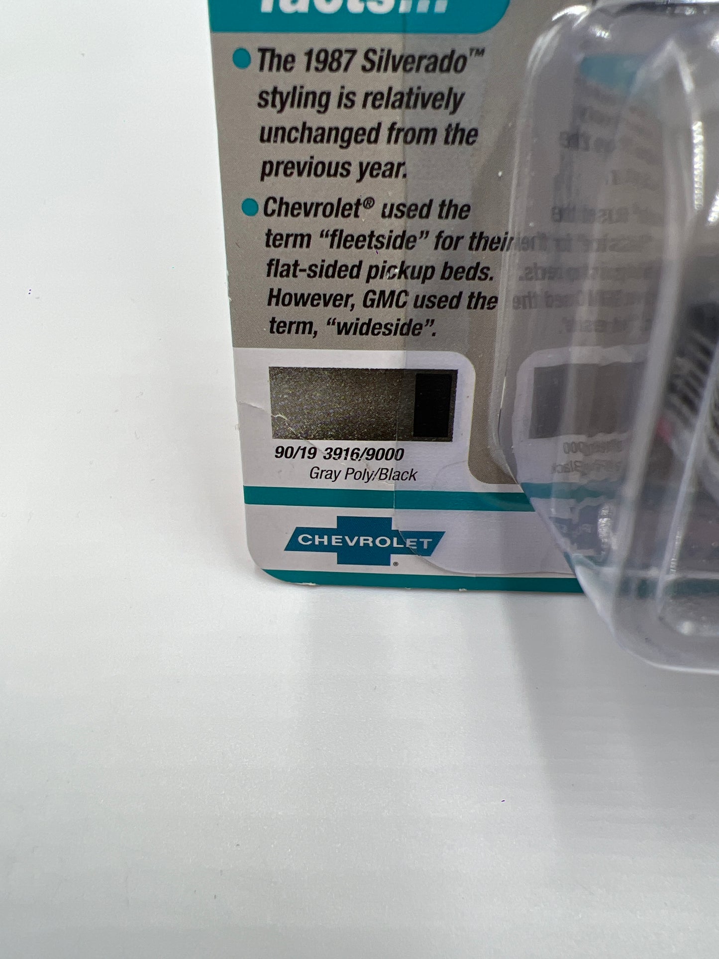 Auto World Muscle Trucks Release 2 Version B 1987 Chevy Silverado R10 Fleetside Gray/Black