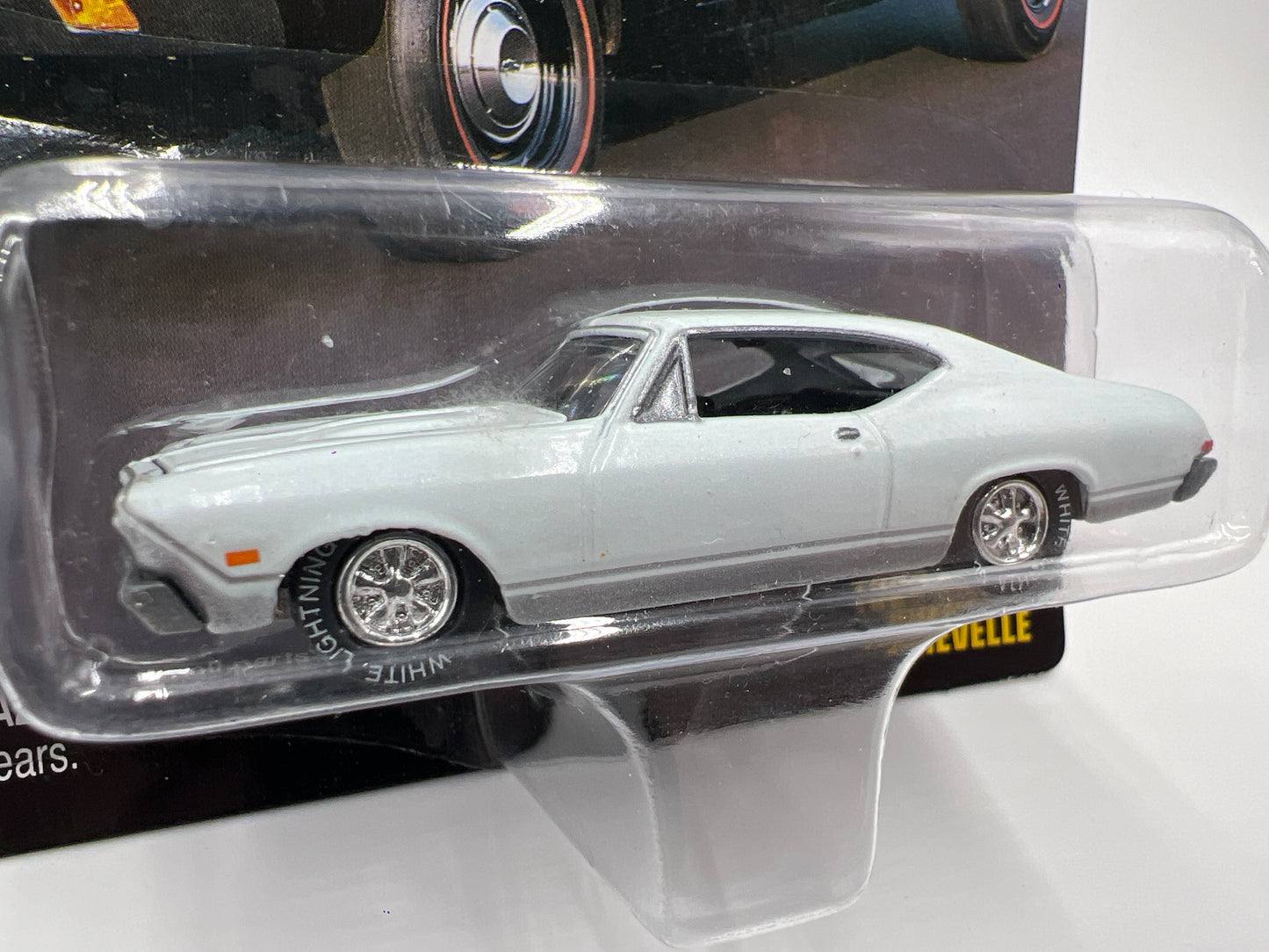 Johnny Lightning White Lightning Chase Muscle Cars U.S.A. 1968 Chevy Chevelle White