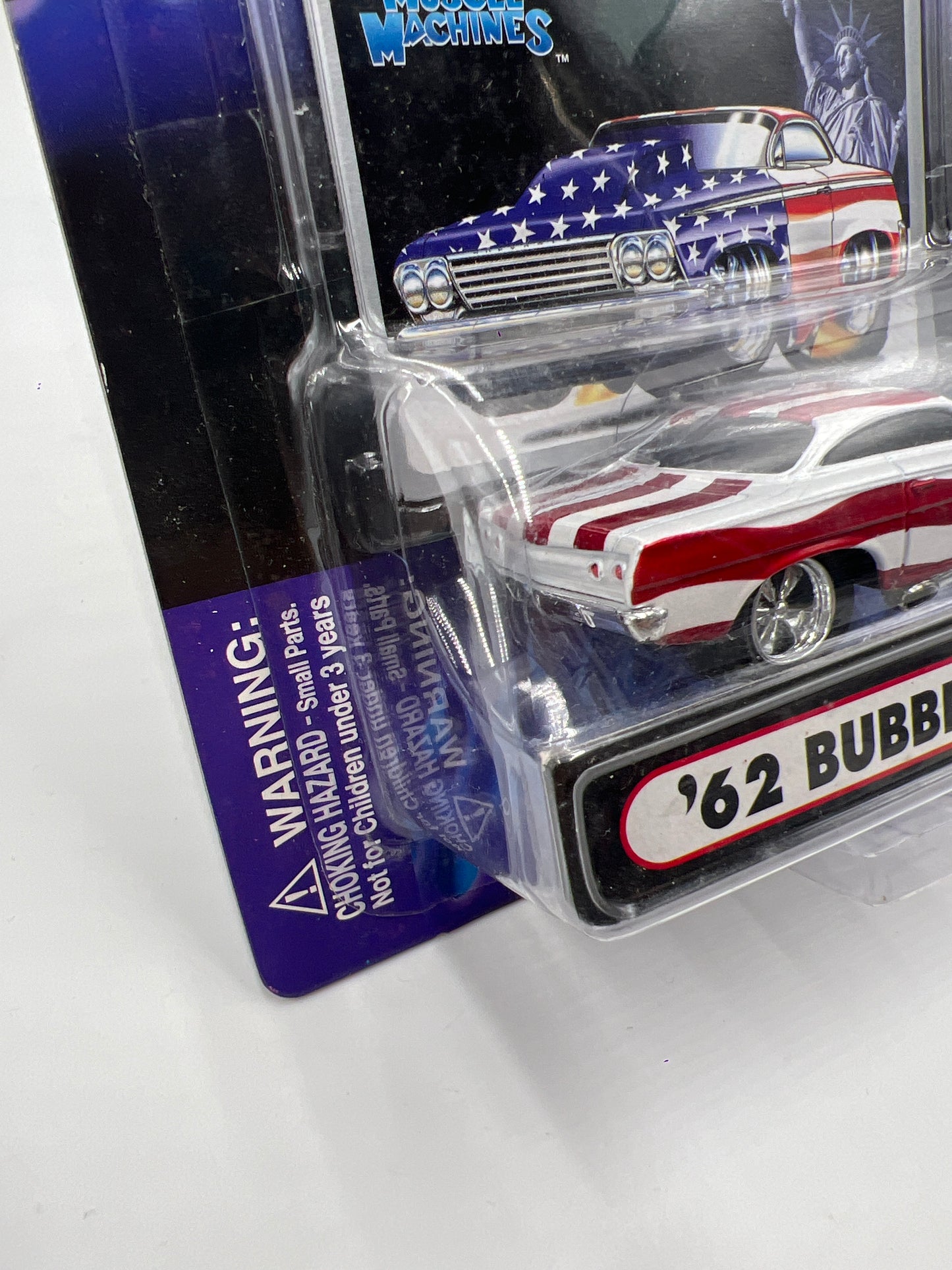 Muscle Machines 62 Bubble Top American Flag 02-75 222D