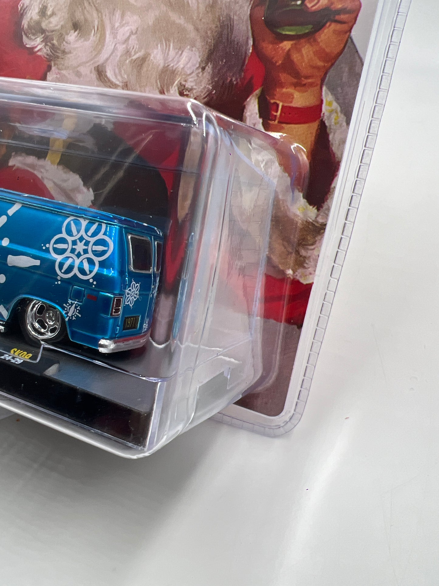 2024 M2 Machines Holiday Coca Cola 1971 Chevrolet Van G10 Blue SK09
