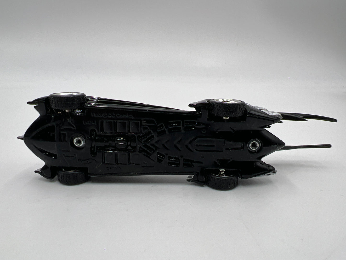 2004 Hot Wheels 1/64 Collectibles Batman & Robin Batmobile Black Loose