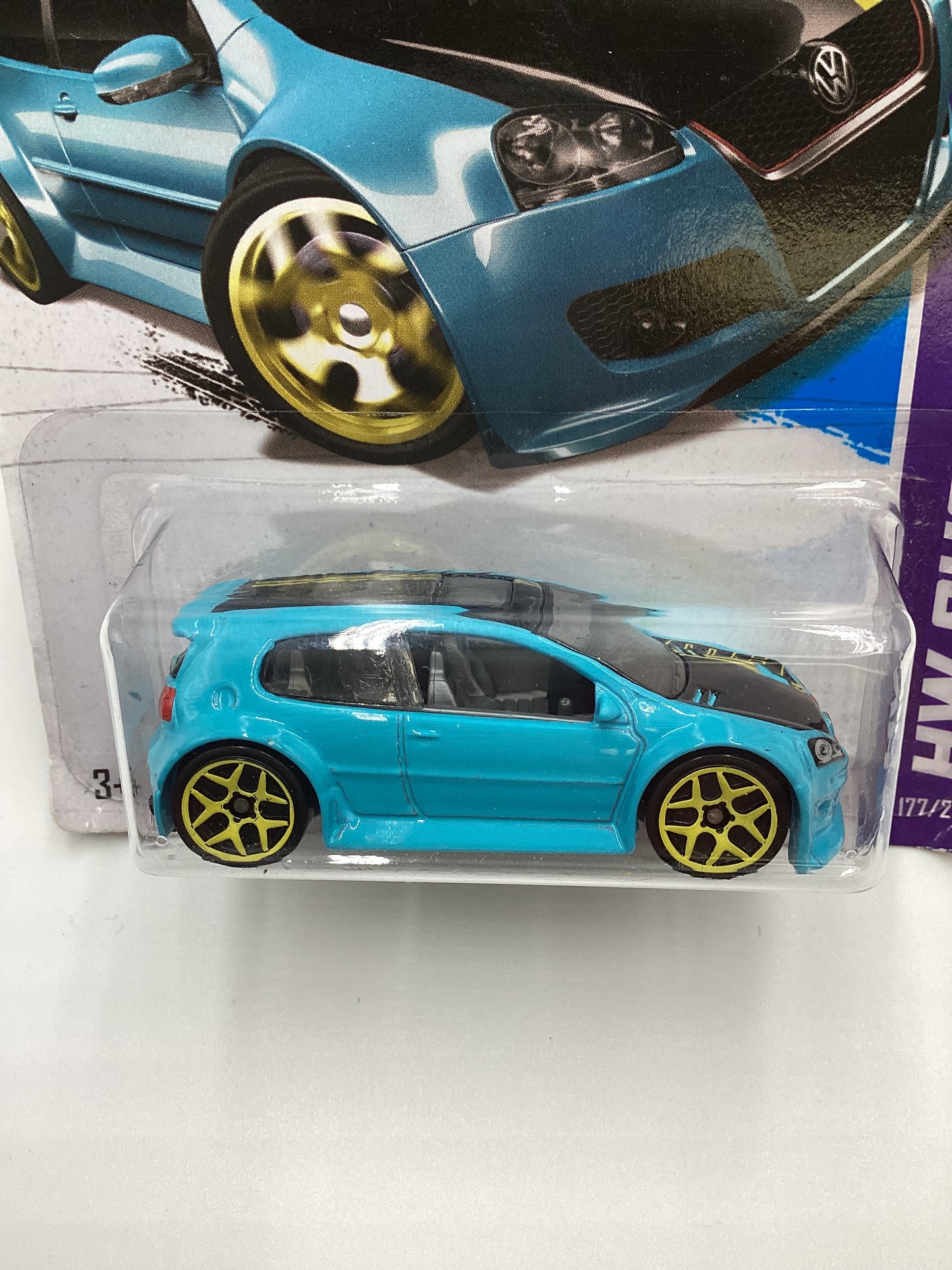 2013 Hot wheels #177 Volkswagen Golf GTI Light Blue 96B