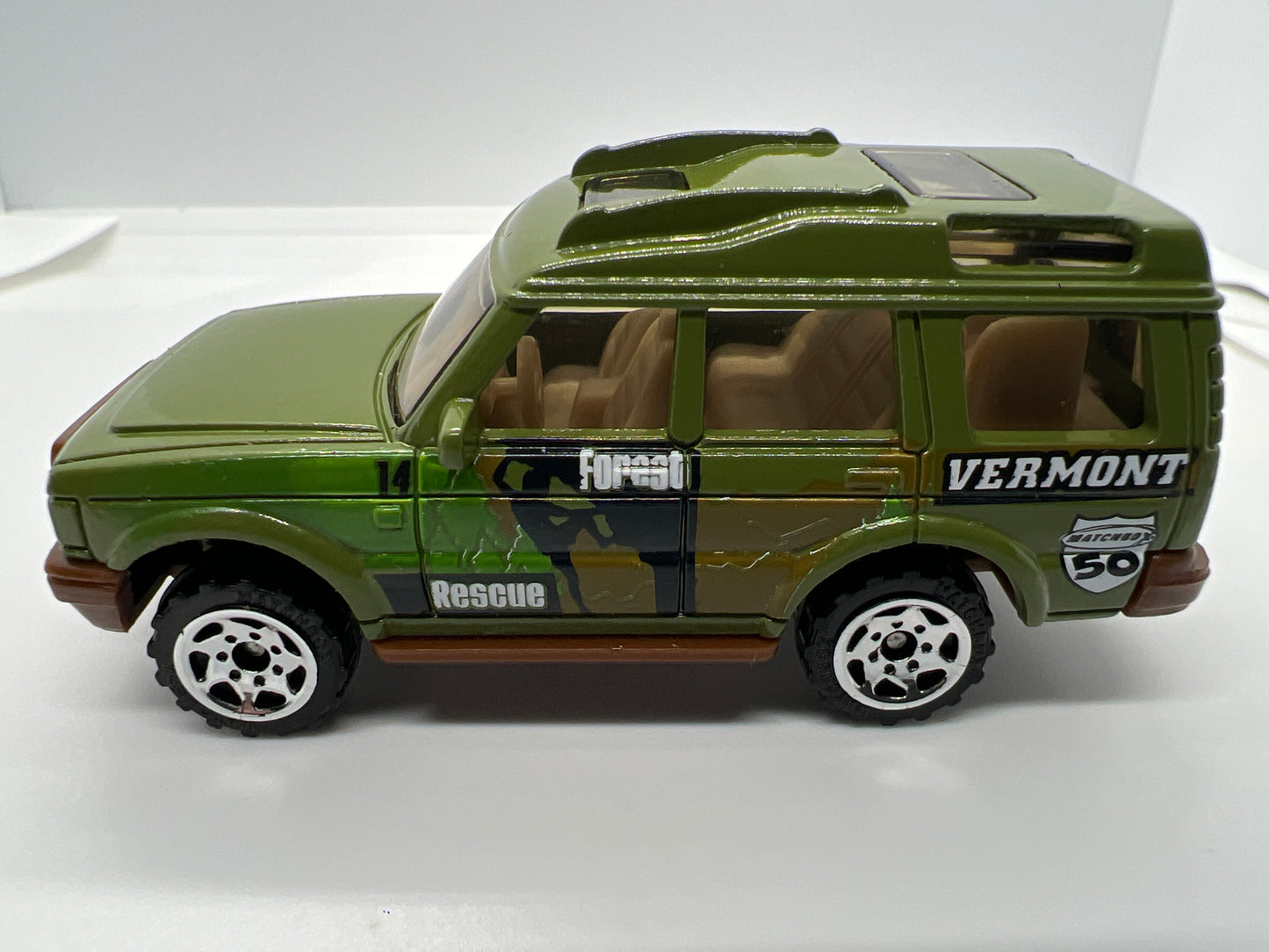 Matchbox 1/64 Land Rover Discovery Green Loose