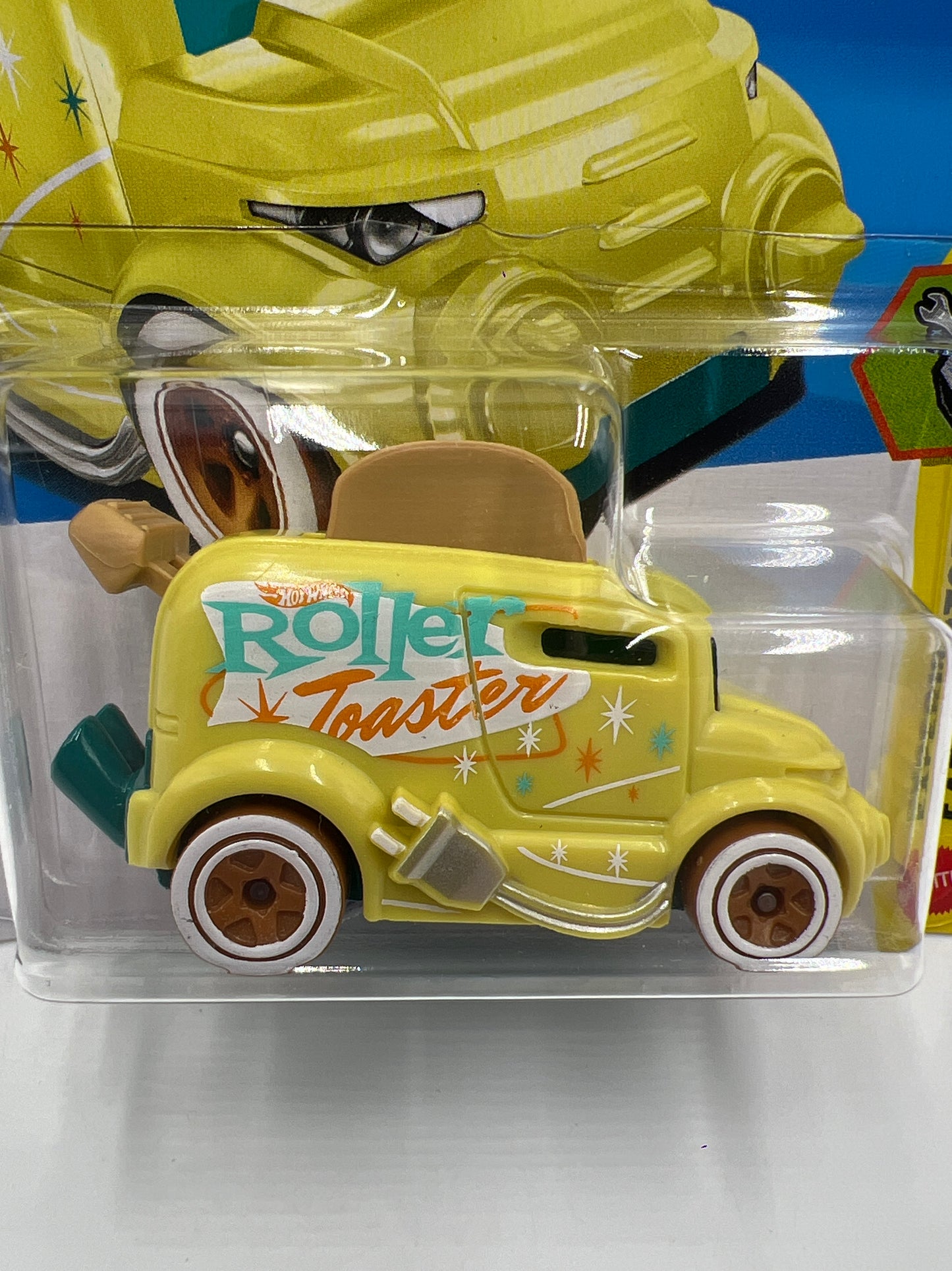 2026 Hot Wheels B Case Experimotors #39 Roller Toaster Yellow 119i