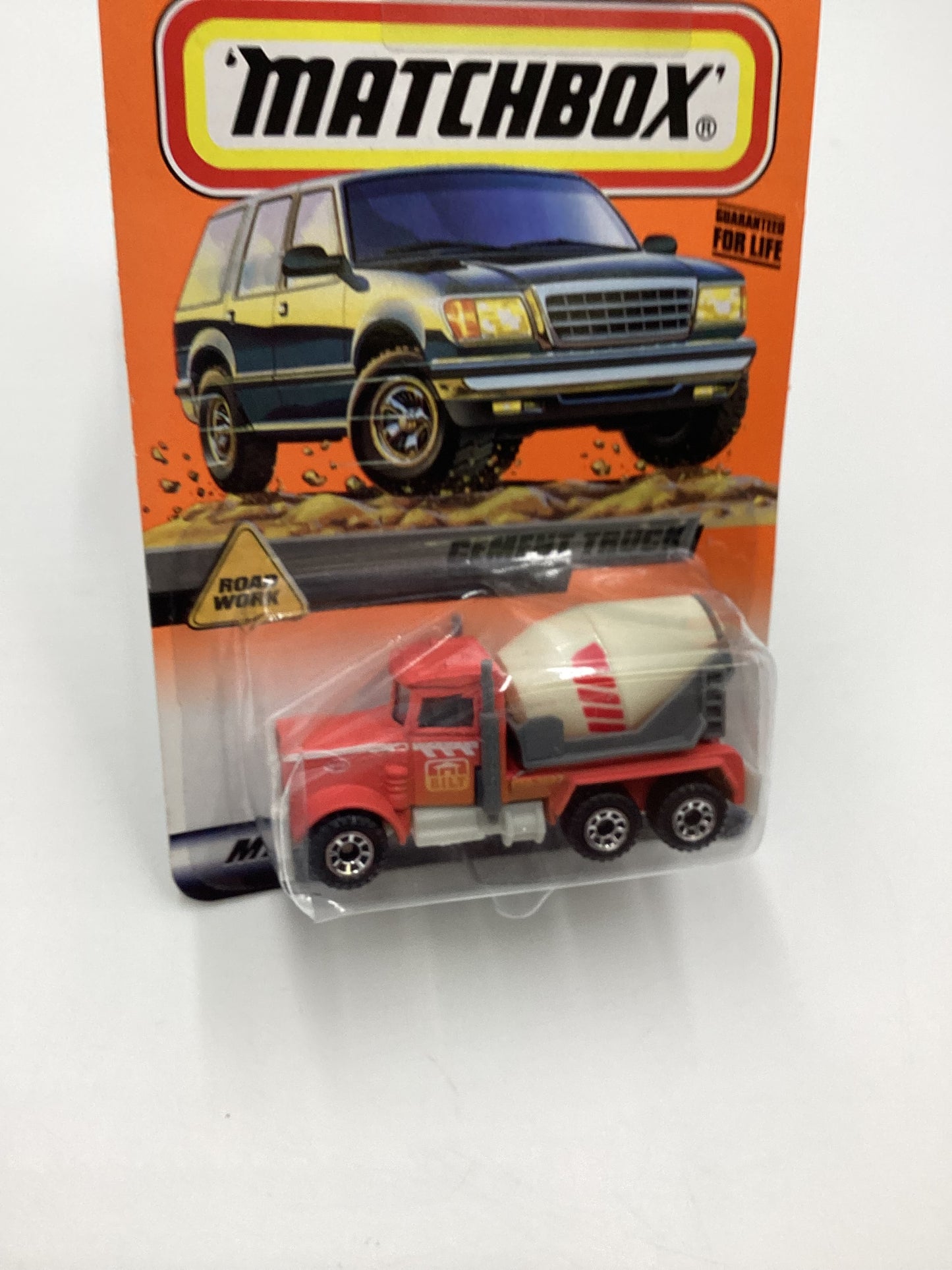 1998 Matchbox #26 Cement Truck Red 206E