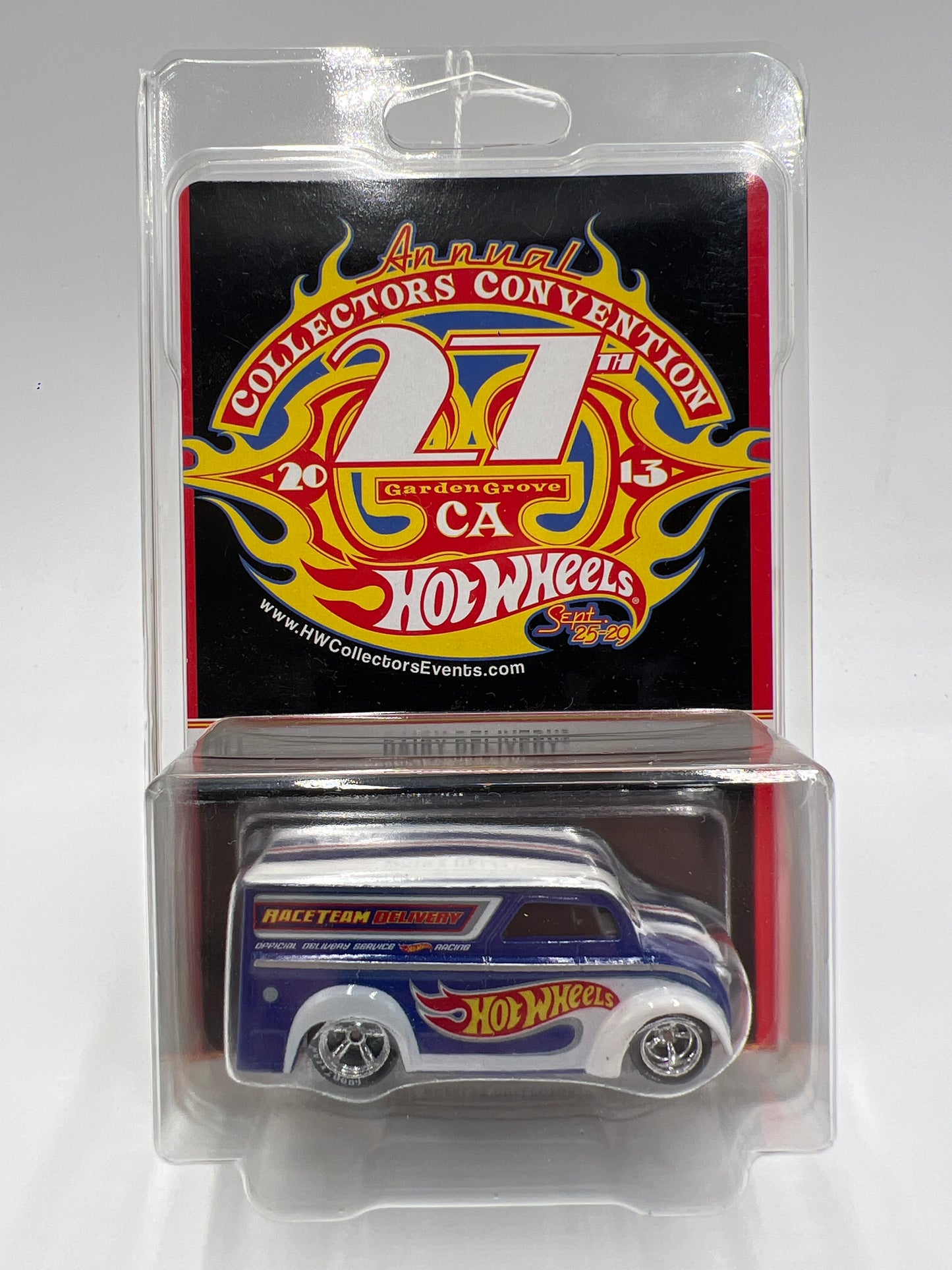 2013 Hot Wheels 27th Annual Collectors Convention CA #1588/2000 Dairy Delivery W/Protector