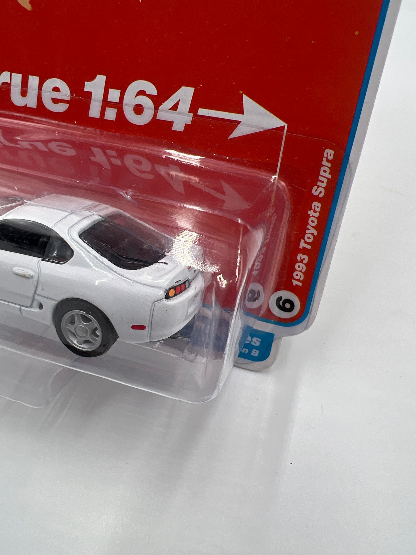 Auto World Modern Muscle Release 1 Version B 1993 Toyota Supra Super White 232E