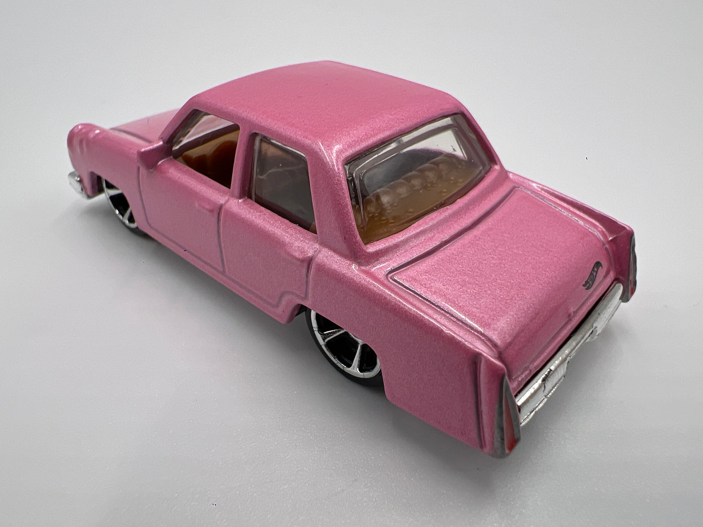 Hot Wheels 1/64 The Simpsons Family Car Pink Loose