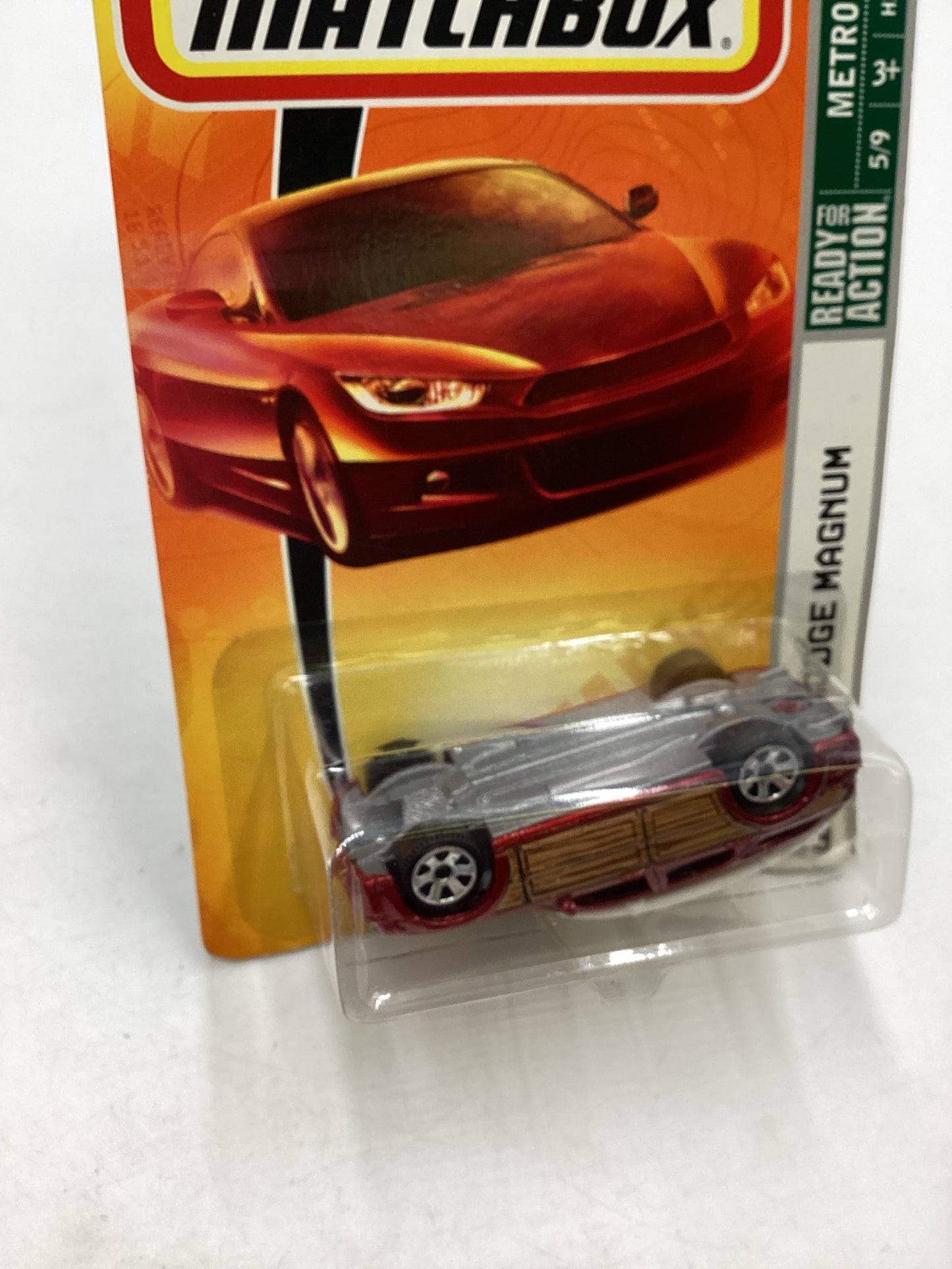 Matchbox Metro Rides #29 Dodge Magnum Red (Upside Down) 208B