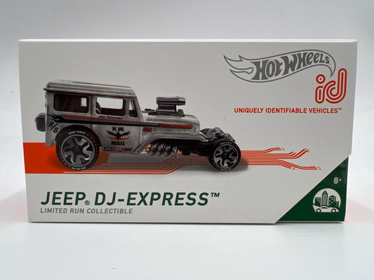 Hot Wheels iD Metro Series 1 #3 Jeep DJ-Express Silver Sealed