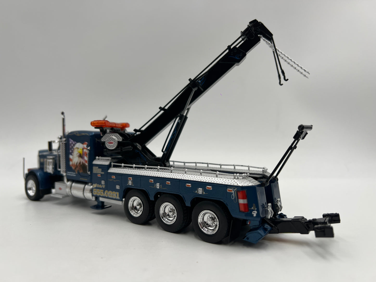 IXO Models 1/43 Scale USA Edition Peterbilt 359 Wrecker 1980 Blue