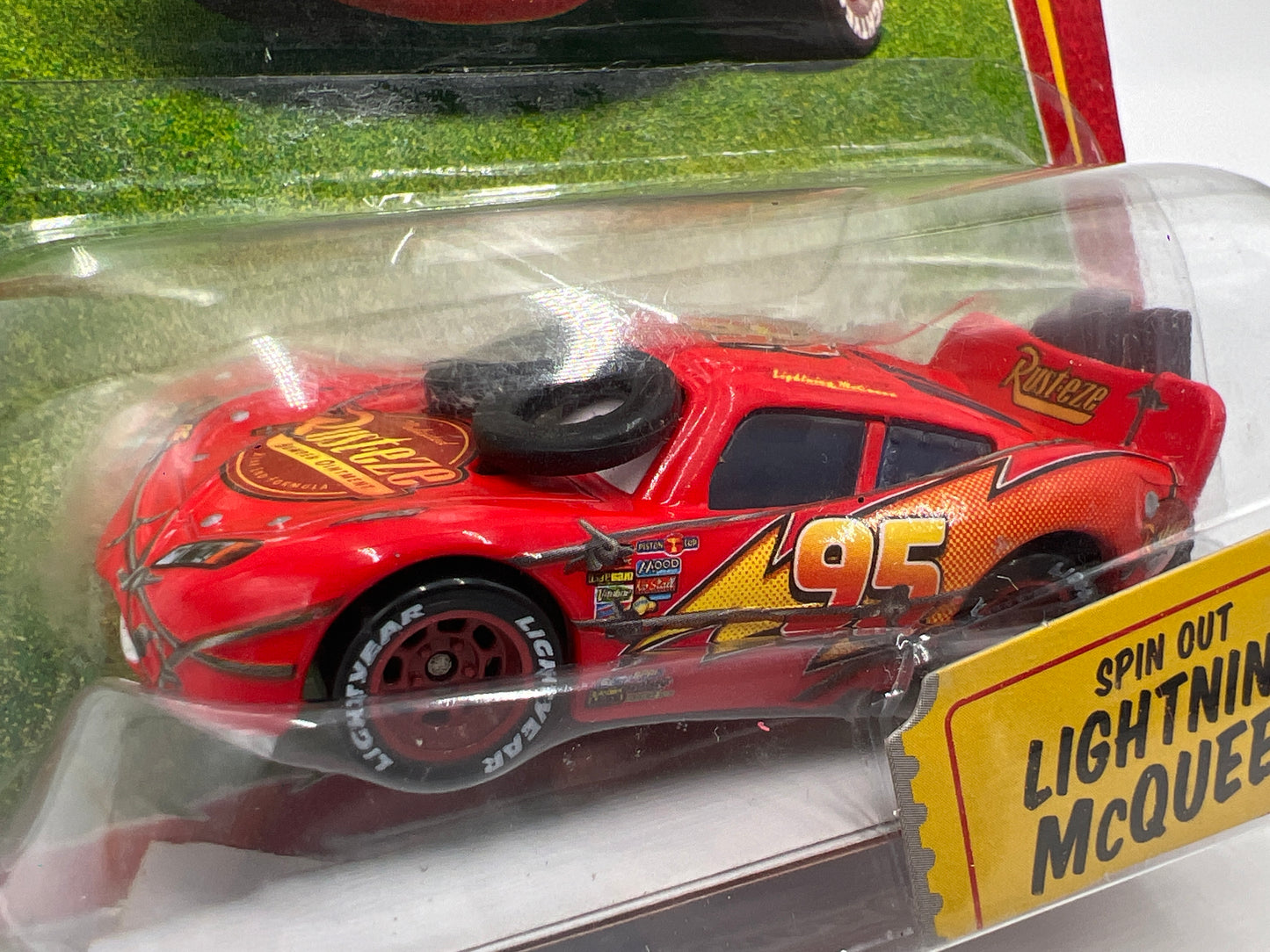 Disney Pixar The World Of Cars Race O Rama #36 Spin Out Lightning McQueen