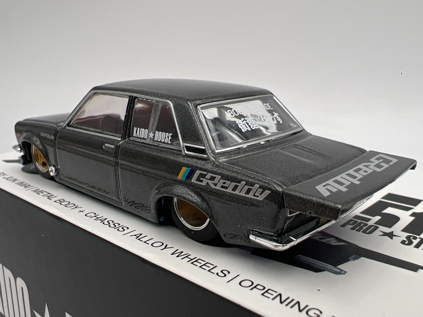 Mini GT Kaido House #017 Datsun 510 Pro Street Gray