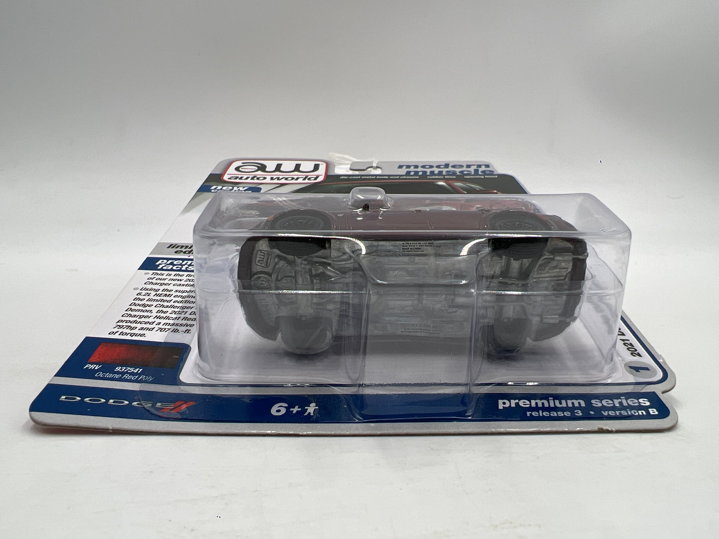 Auto World Modern Muscle Release 3 Version B 2021 Dodge Charger SRT Hellcat Redeye Dark Red