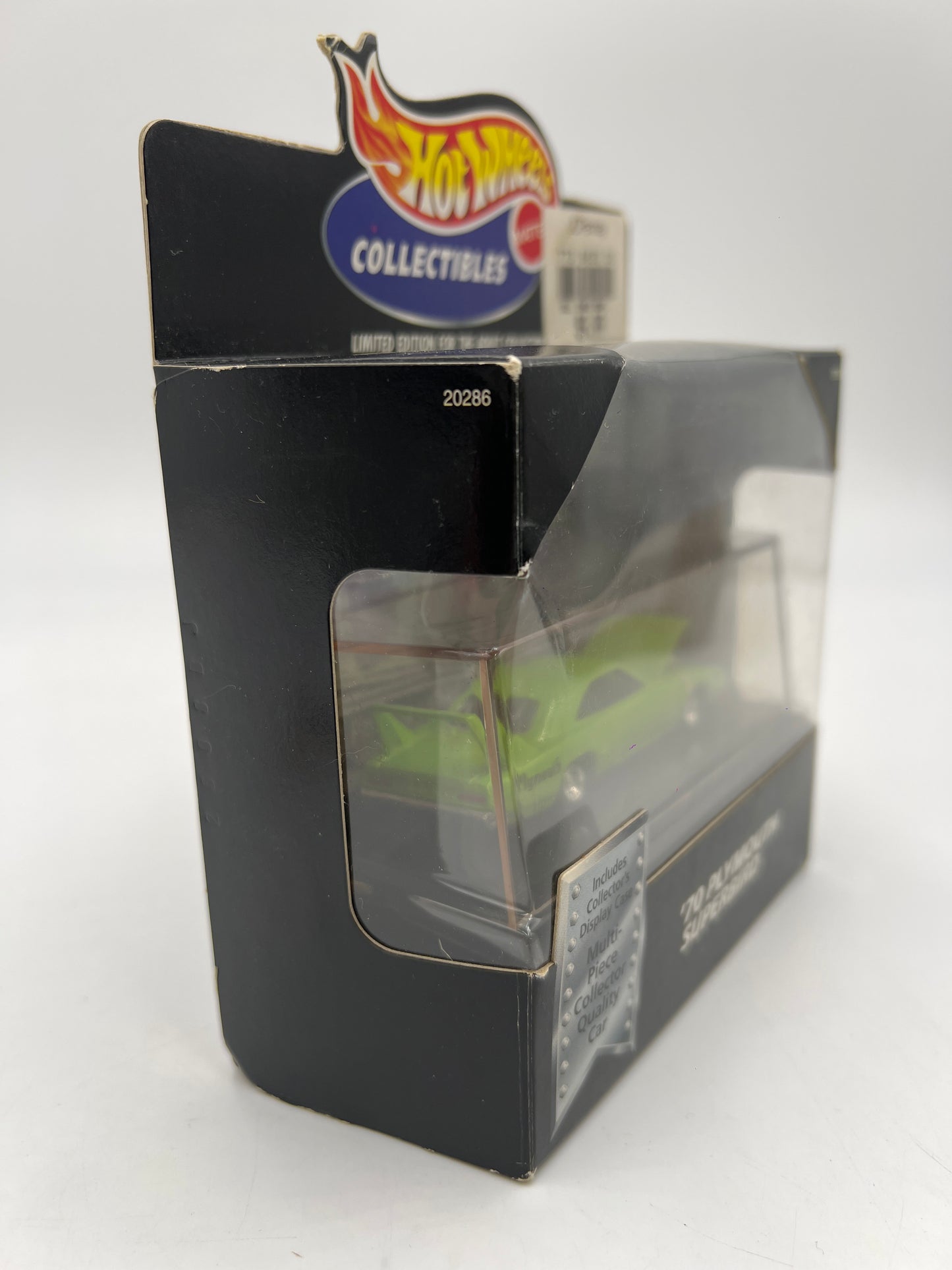 Hot Wheels Collectibles Black Box #2689 70 Plymouth Superbird Green