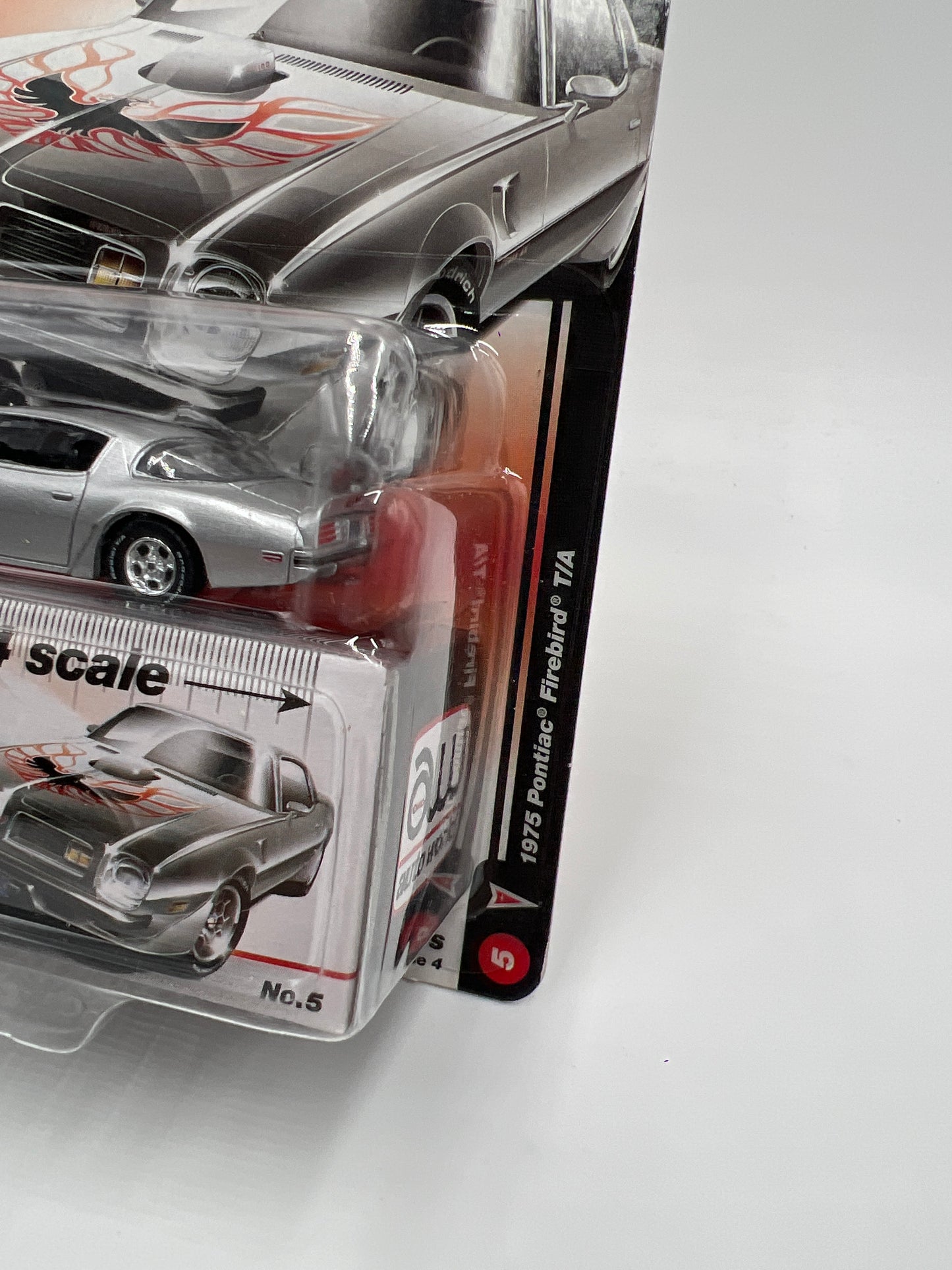 Auto World Vintage Muscle Release 4 #5 1975 Pontiac Firebird T/A Silver 184D