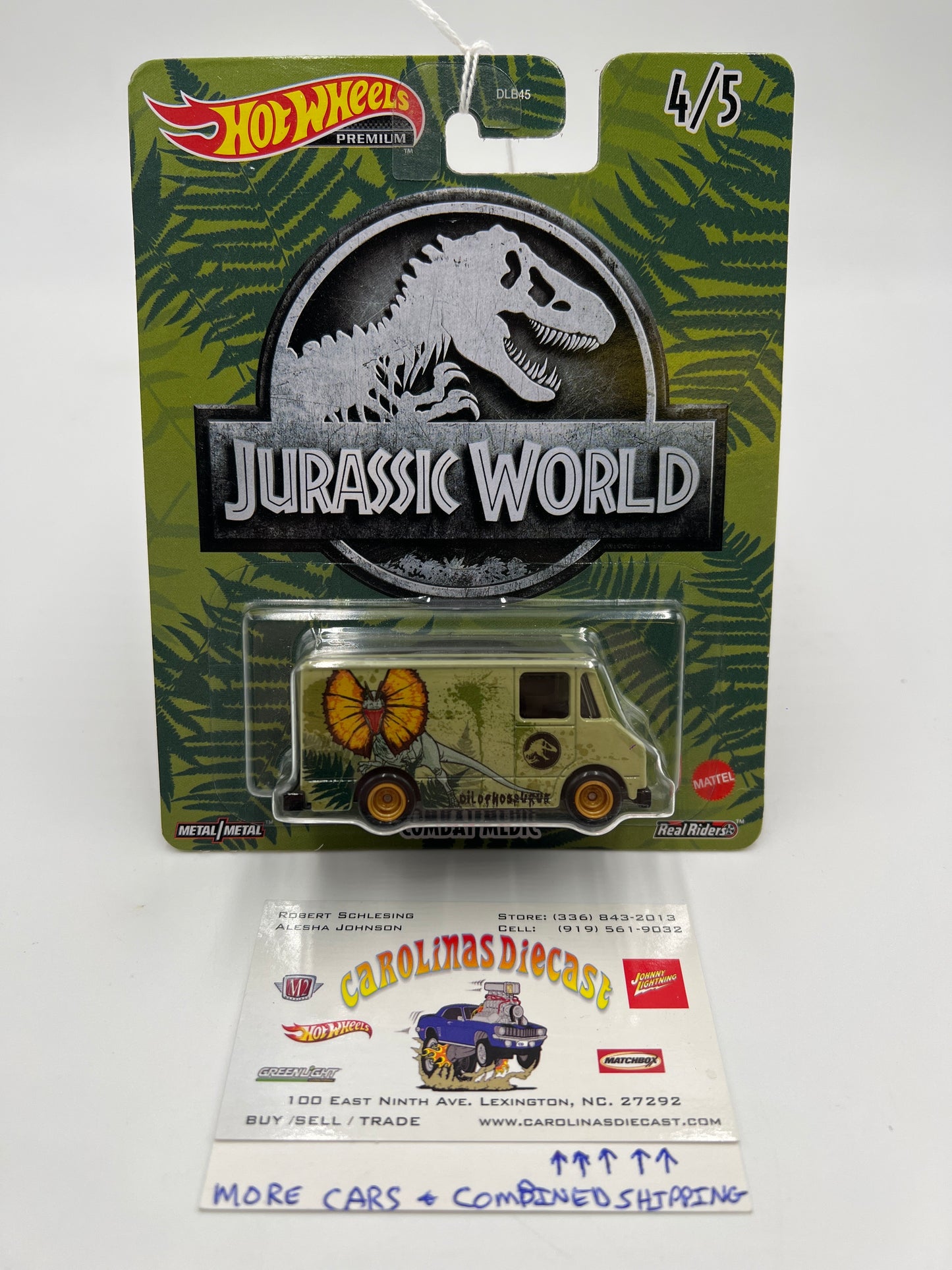 2022 Hot Wheels Jurassic World #4 Combat Medic Green 270B
