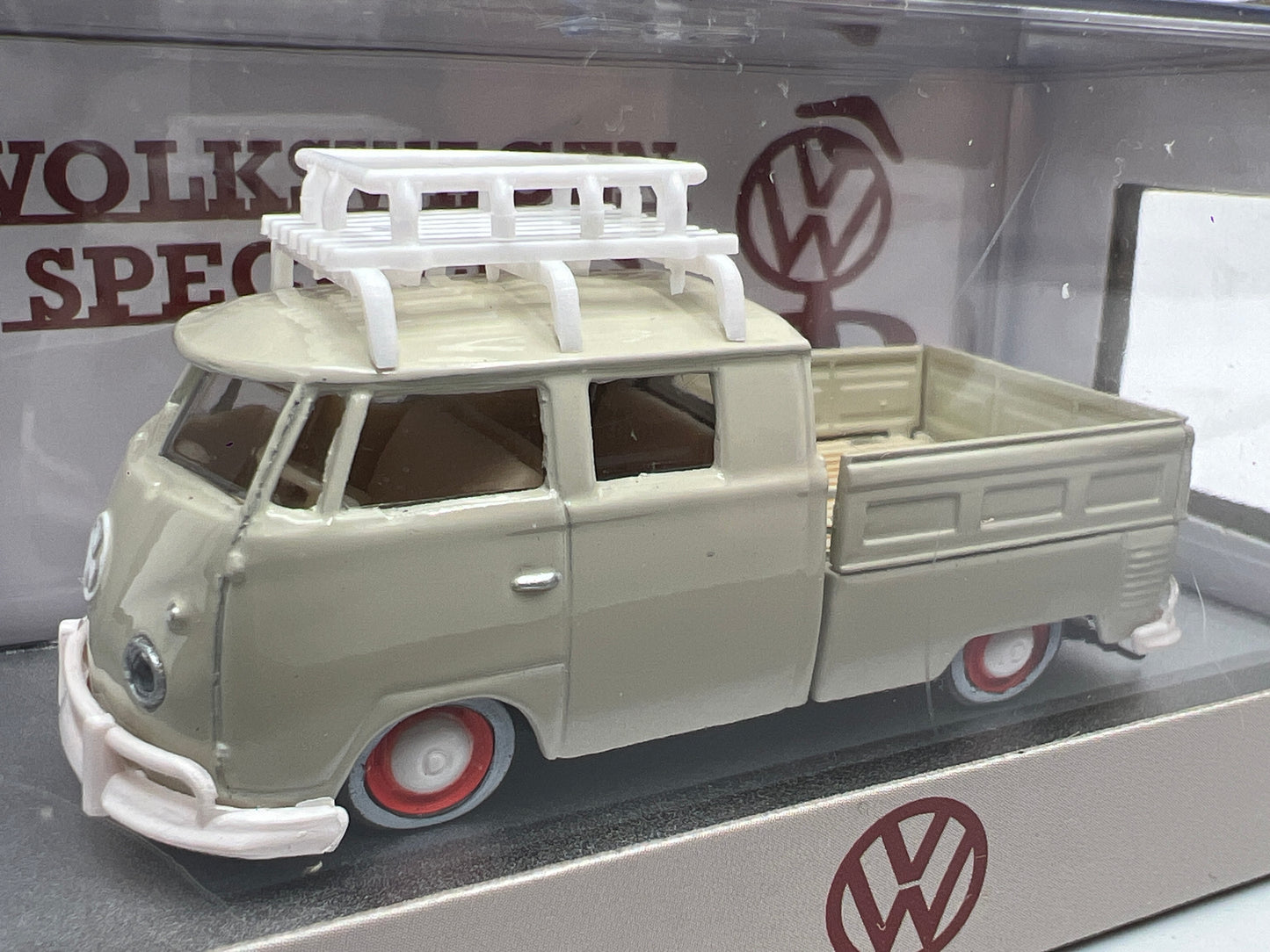 M2 Machines R93 1959 VW Double Cab Truck USA Model